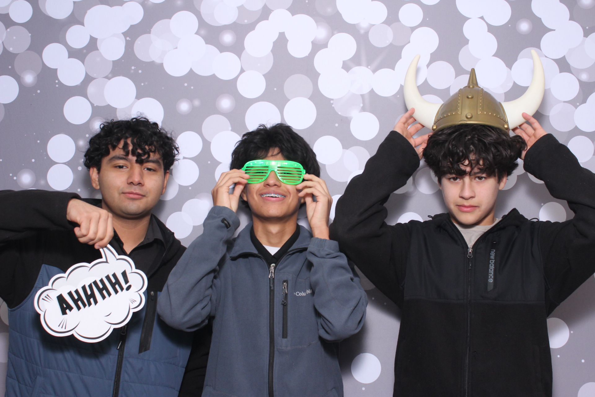 Jazmins Quince | View more photos from the event at gallery.photoboothcincy.com/u/PhotoBoothCincy/Jazmins-Quince