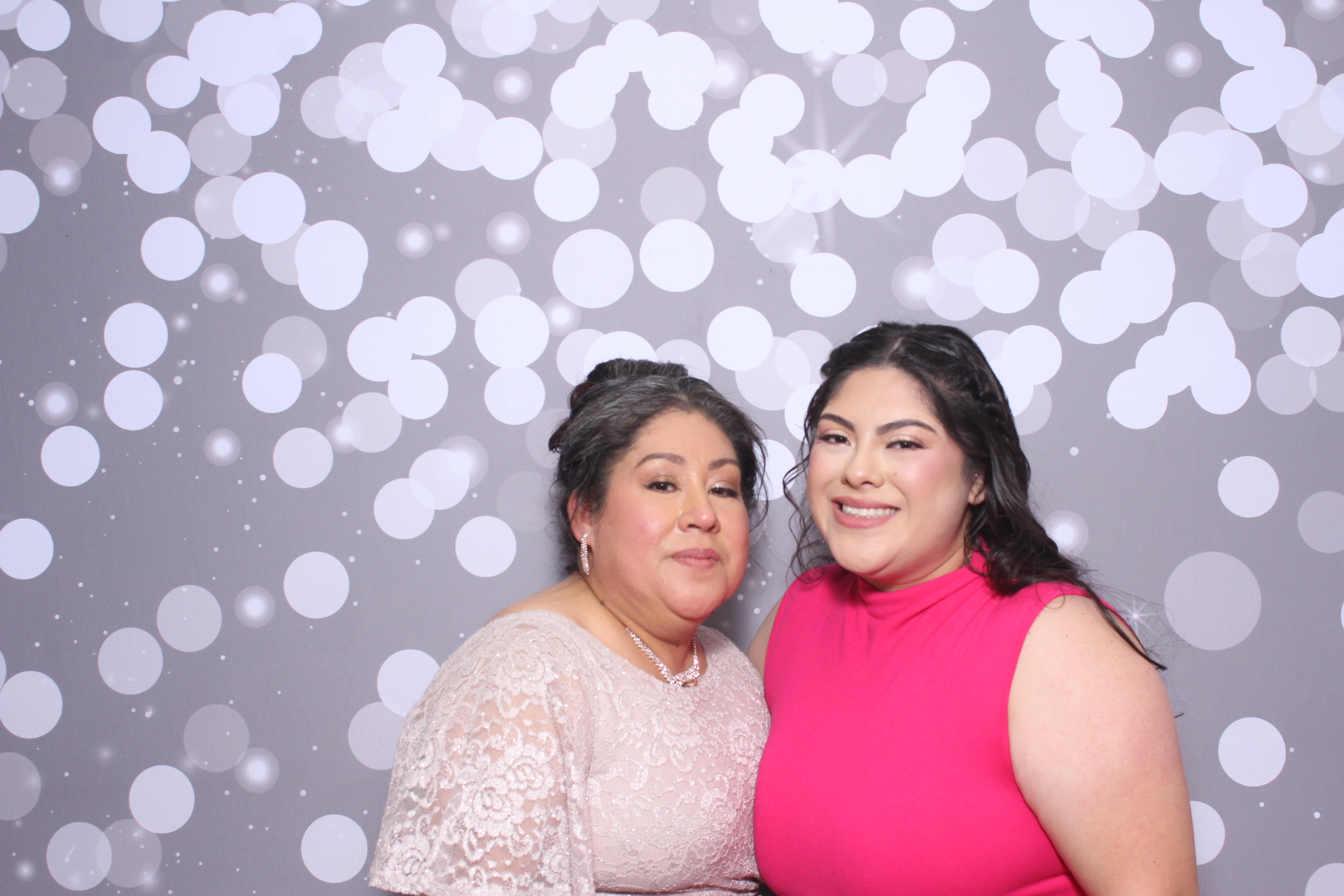 Jazmins Quince | View more photos from the event at gallery.photoboothcincy.com/u/PhotoBoothCincy/Jazmins-Quince