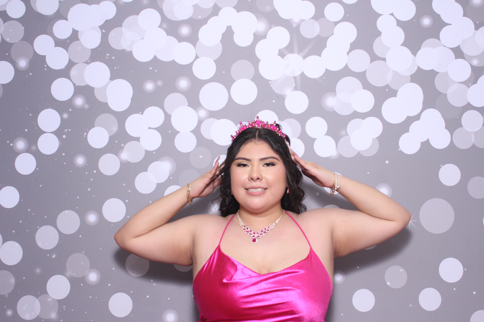 Jazmins Quince | View more photos from the event at gallery.photoboothcincy.com/u/PhotoBoothCincy/Jazmins-Quince