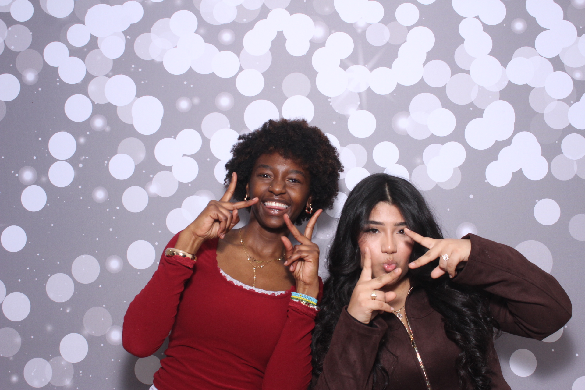 Jazmins Quince | View more photos from the event at gallery.photoboothcincy.com/u/PhotoBoothCincy/Jazmins-Quince