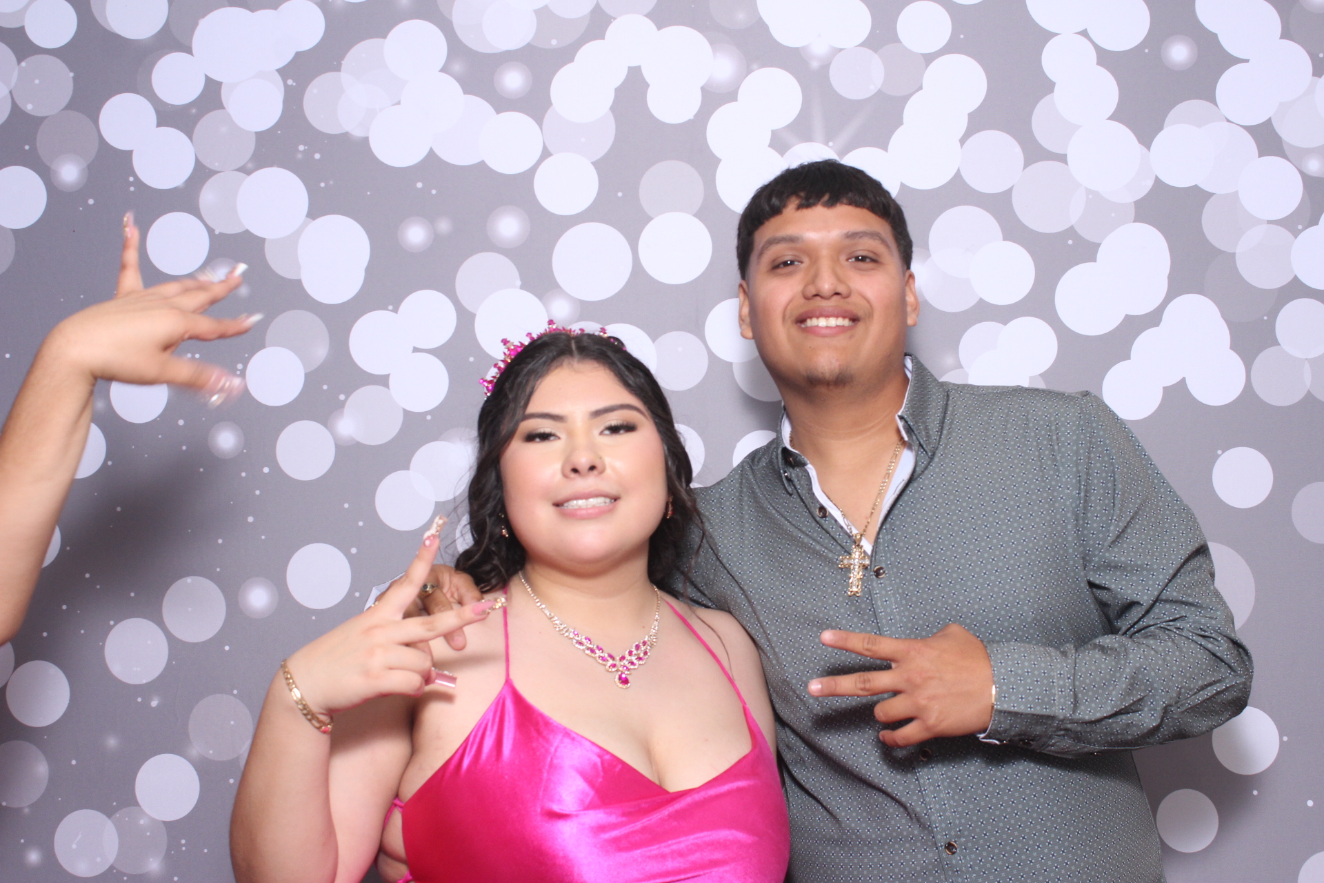 Jazmins Quince | View more photos from the event at gallery.photoboothcincy.com/u/PhotoBoothCincy/Jazmins-Quince