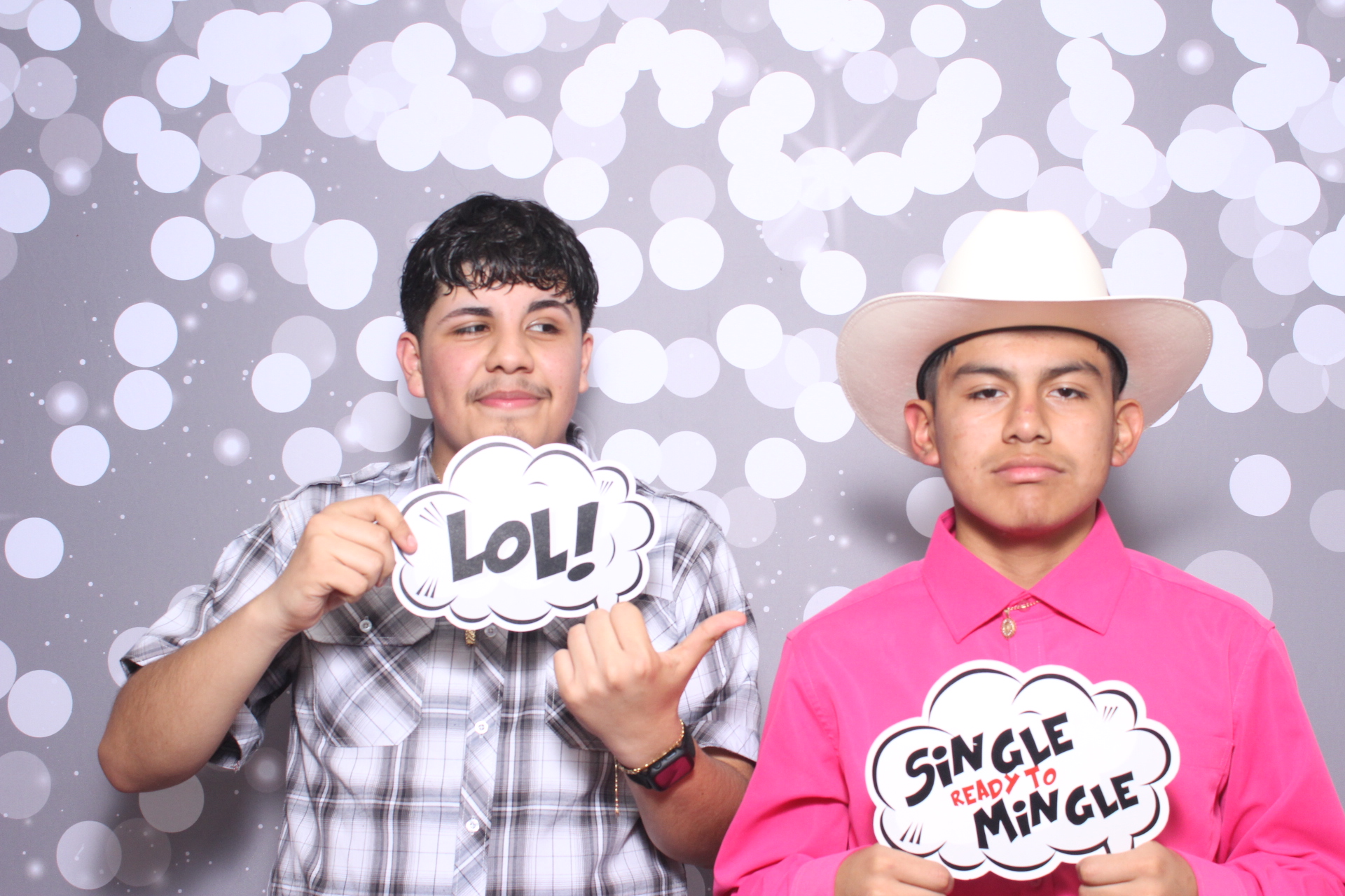 Jazmins Quince | View more photos from the event at gallery.photoboothcincy.com/u/PhotoBoothCincy/Jazmins-Quince