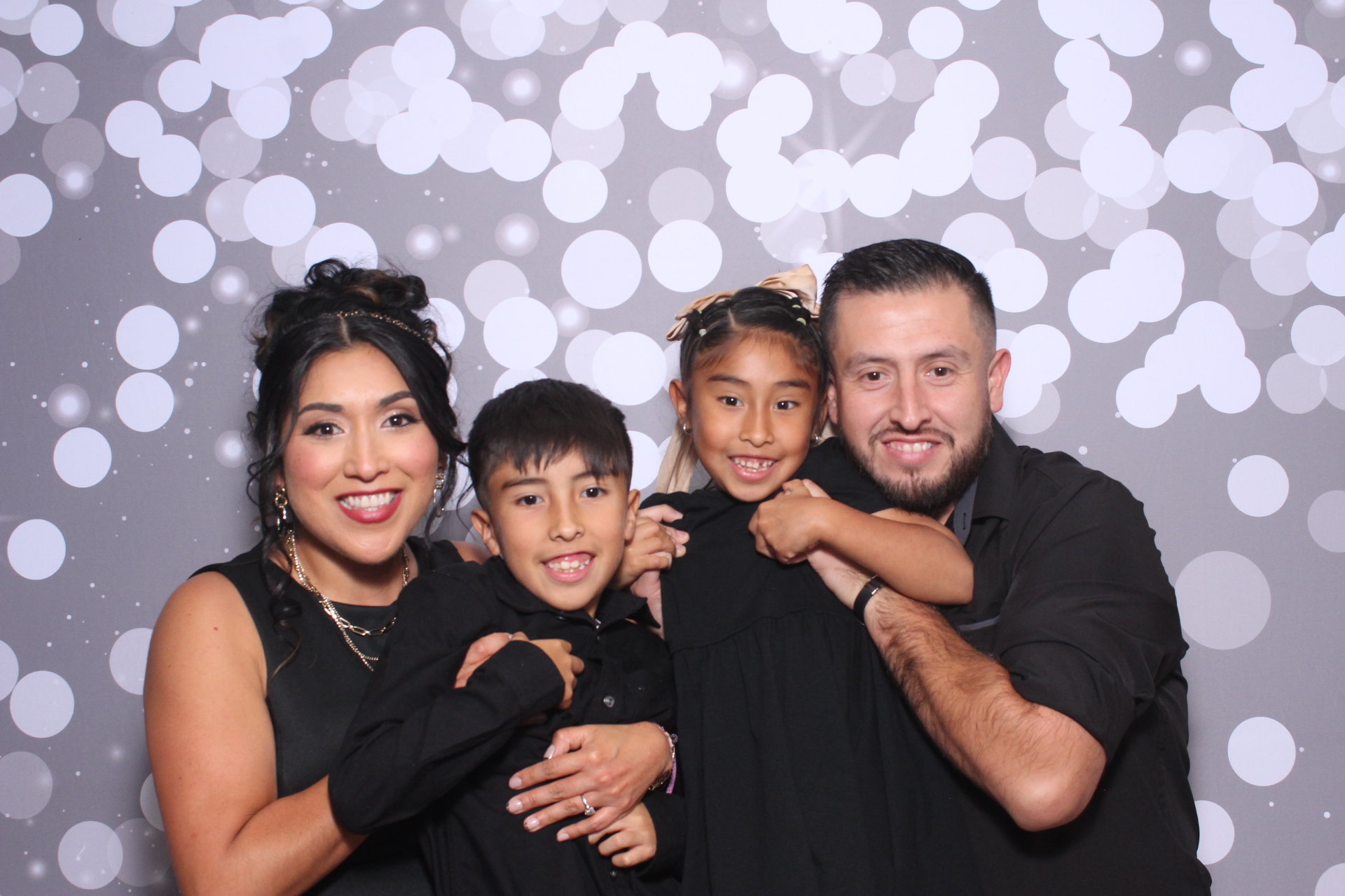 Jazmins Quince | View more photos from the event at gallery.photoboothcincy.com/u/PhotoBoothCincy/Jazmins-Quince