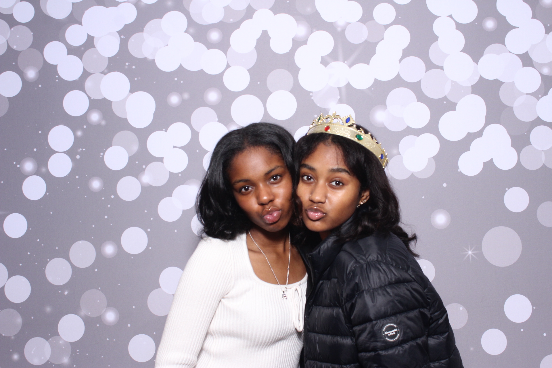 Jazmins Quince | View more photos from the event at gallery.photoboothcincy.com/u/PhotoBoothCincy/Jazmins-Quince