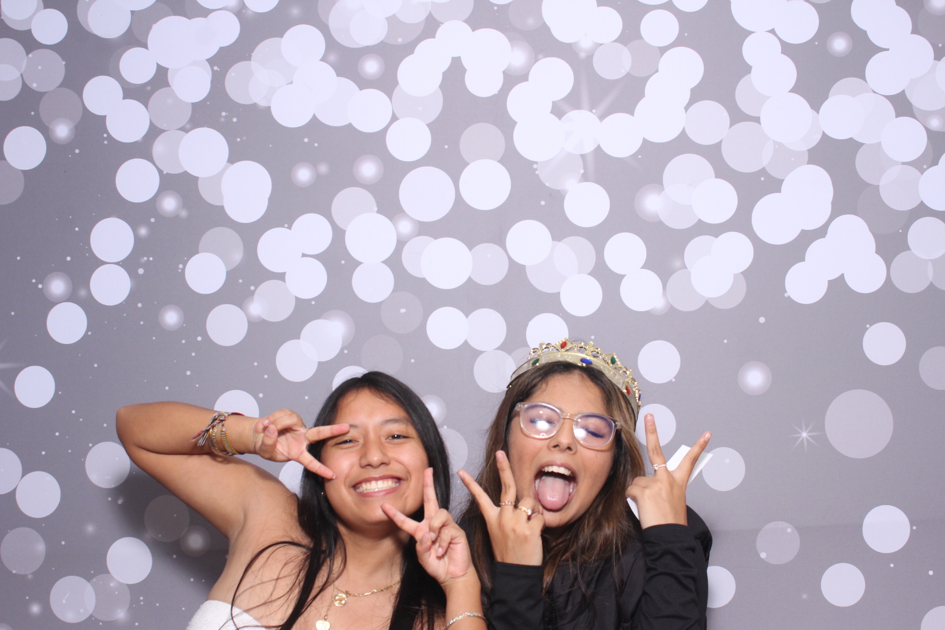 Jazmins Quince | View more photos from the event at gallery.photoboothcincy.com/u/PhotoBoothCincy/Jazmins-Quince