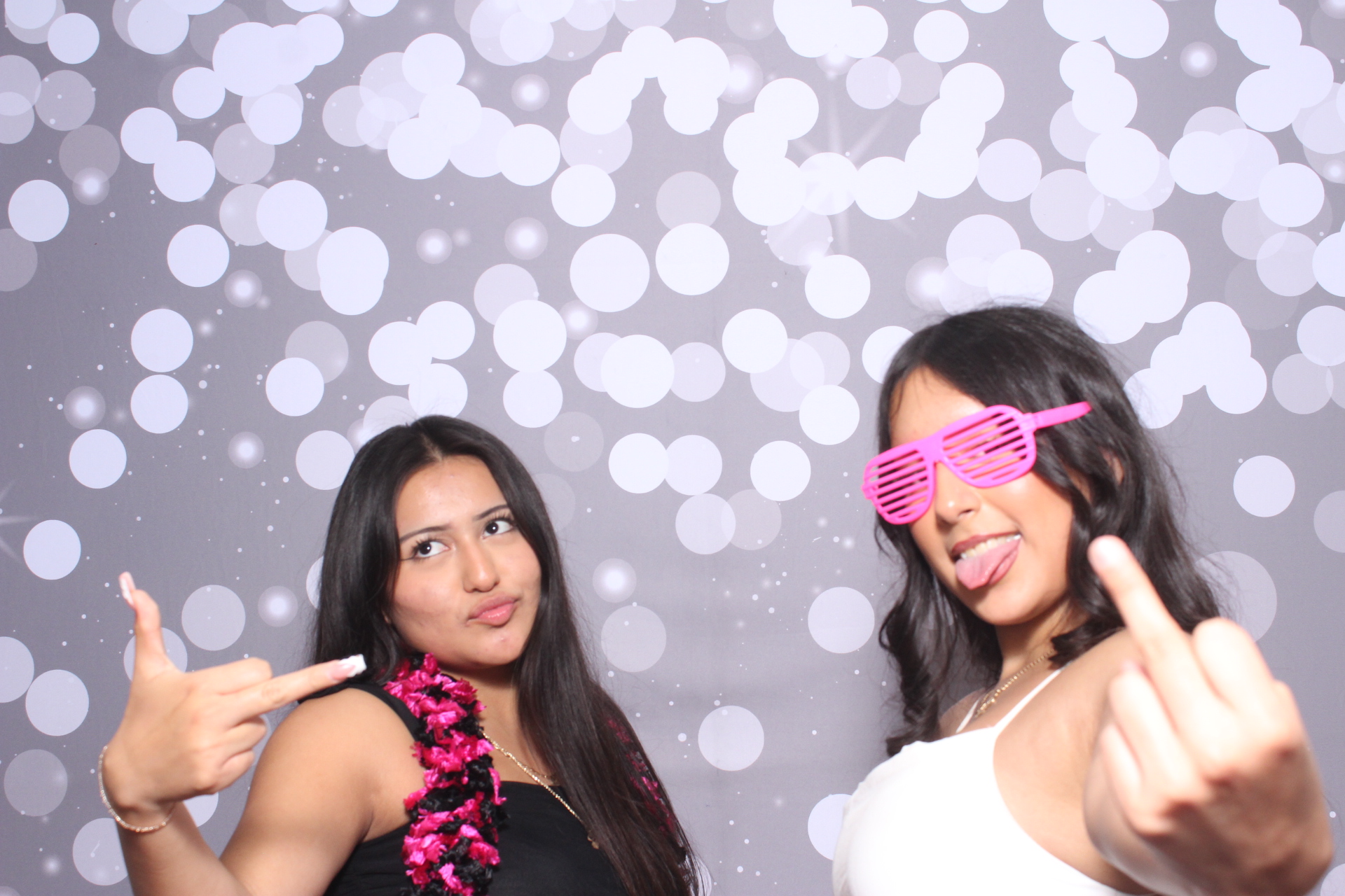 Jazmins Quince | View more photos from the event at gallery.photoboothcincy.com/u/PhotoBoothCincy/Jazmins-Quince