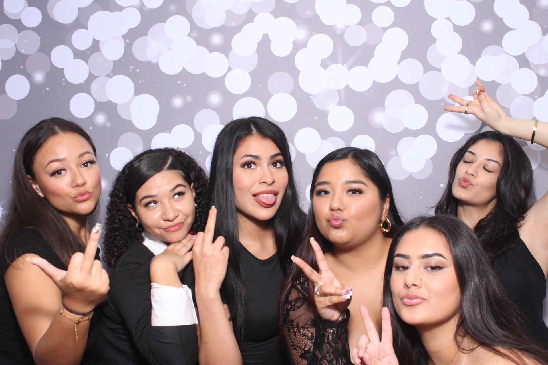 Jazmins Quince | View more photos from the event at gallery.photoboothcincy.com/u/PhotoBoothCincy/Jazmins-Quince