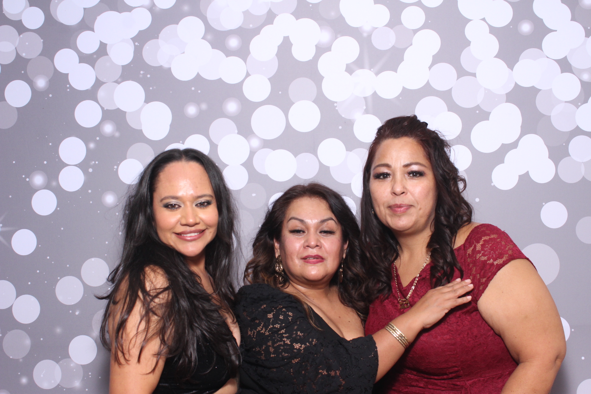 Jazmins Quince | View more photos from the event at gallery.photoboothcincy.com/u/PhotoBoothCincy/Jazmins-Quince