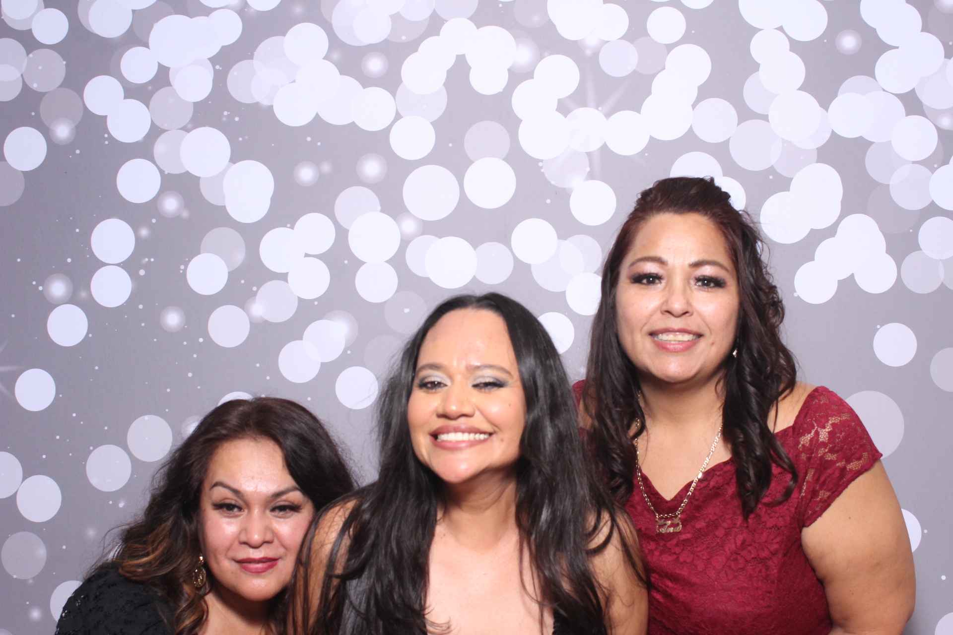 Jazmins Quince | View more photos from the event at gallery.photoboothcincy.com/u/PhotoBoothCincy/Jazmins-Quince