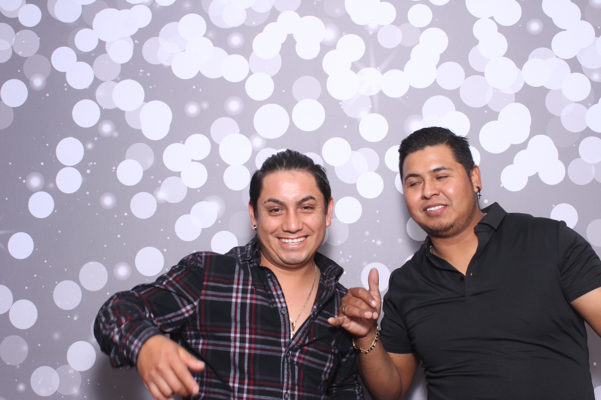 Jazmins Quince | View more photos from the event at gallery.photoboothcincy.com/u/PhotoBoothCincy/Jazmins-Quince