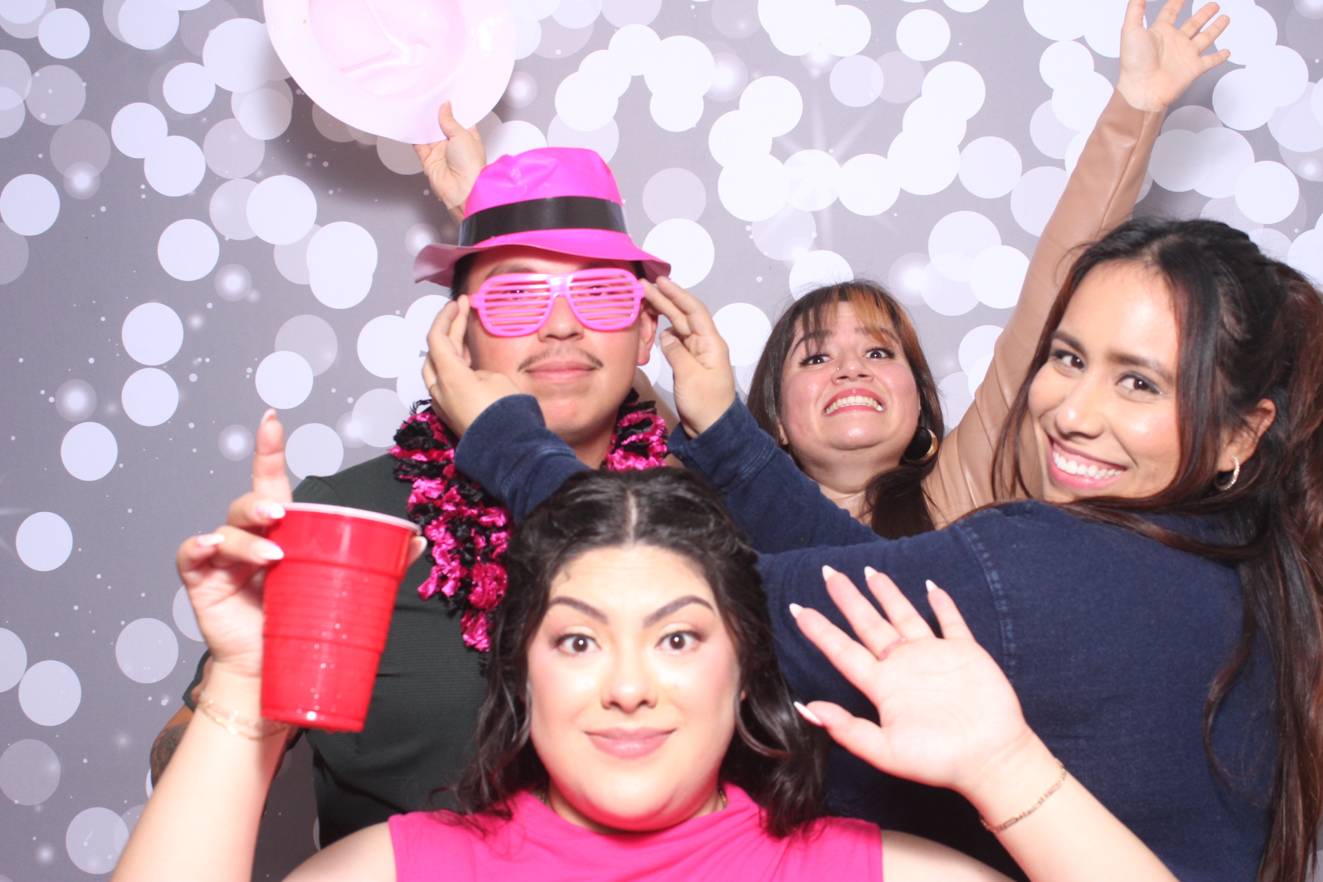 Jazmins Quince | View more photos from the event at gallery.photoboothcincy.com/u/PhotoBoothCincy/Jazmins-Quince