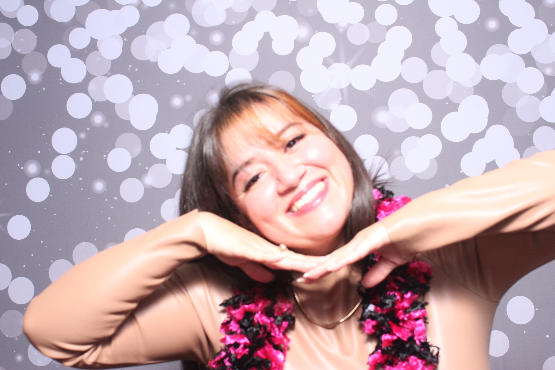 Jazmins Quince | View more photos from the event at gallery.photoboothcincy.com/u/PhotoBoothCincy/Jazmins-Quince