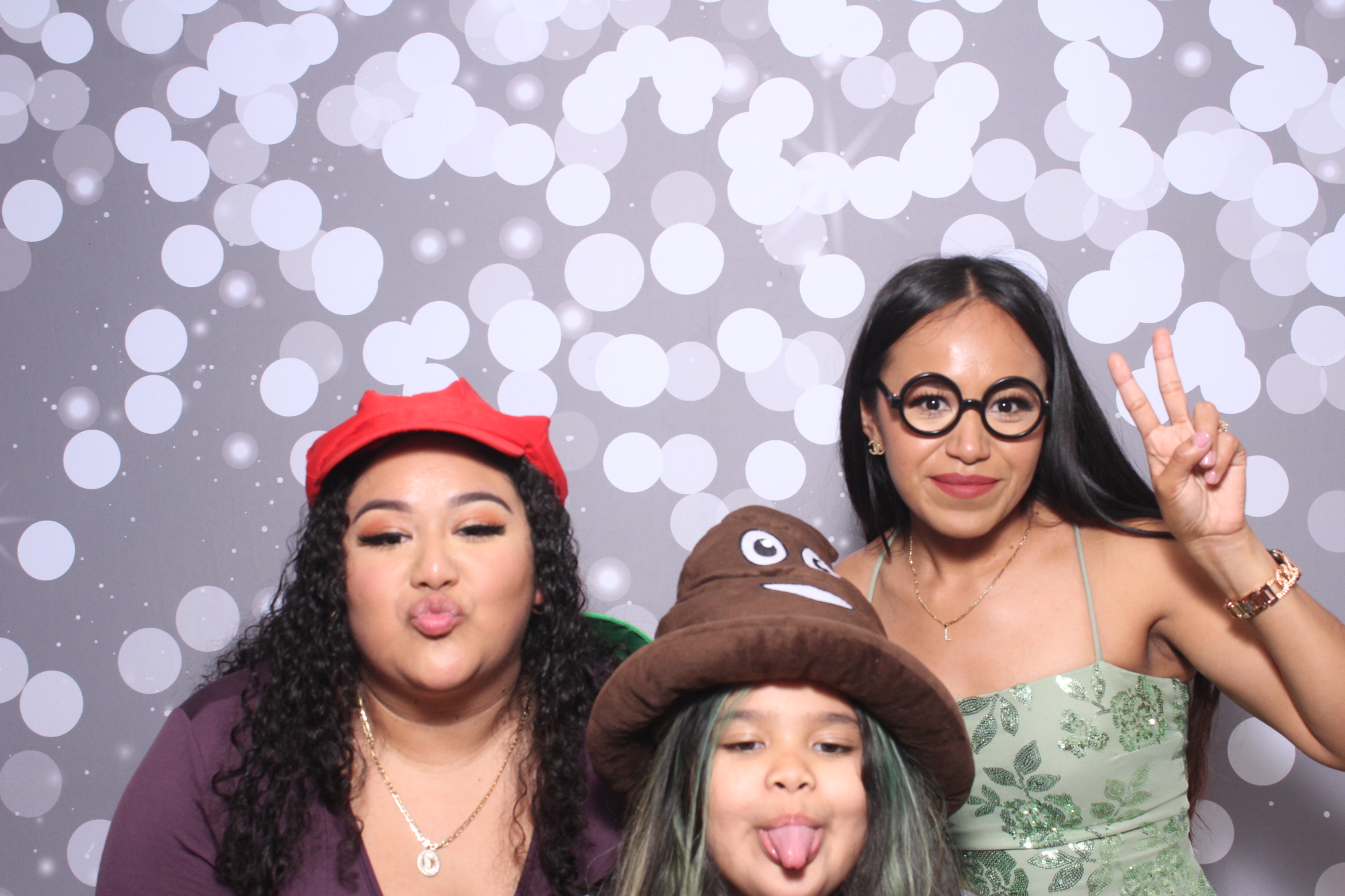 Jazmins Quince | View more photos from the event at gallery.photoboothcincy.com/u/PhotoBoothCincy/Jazmins-Quince