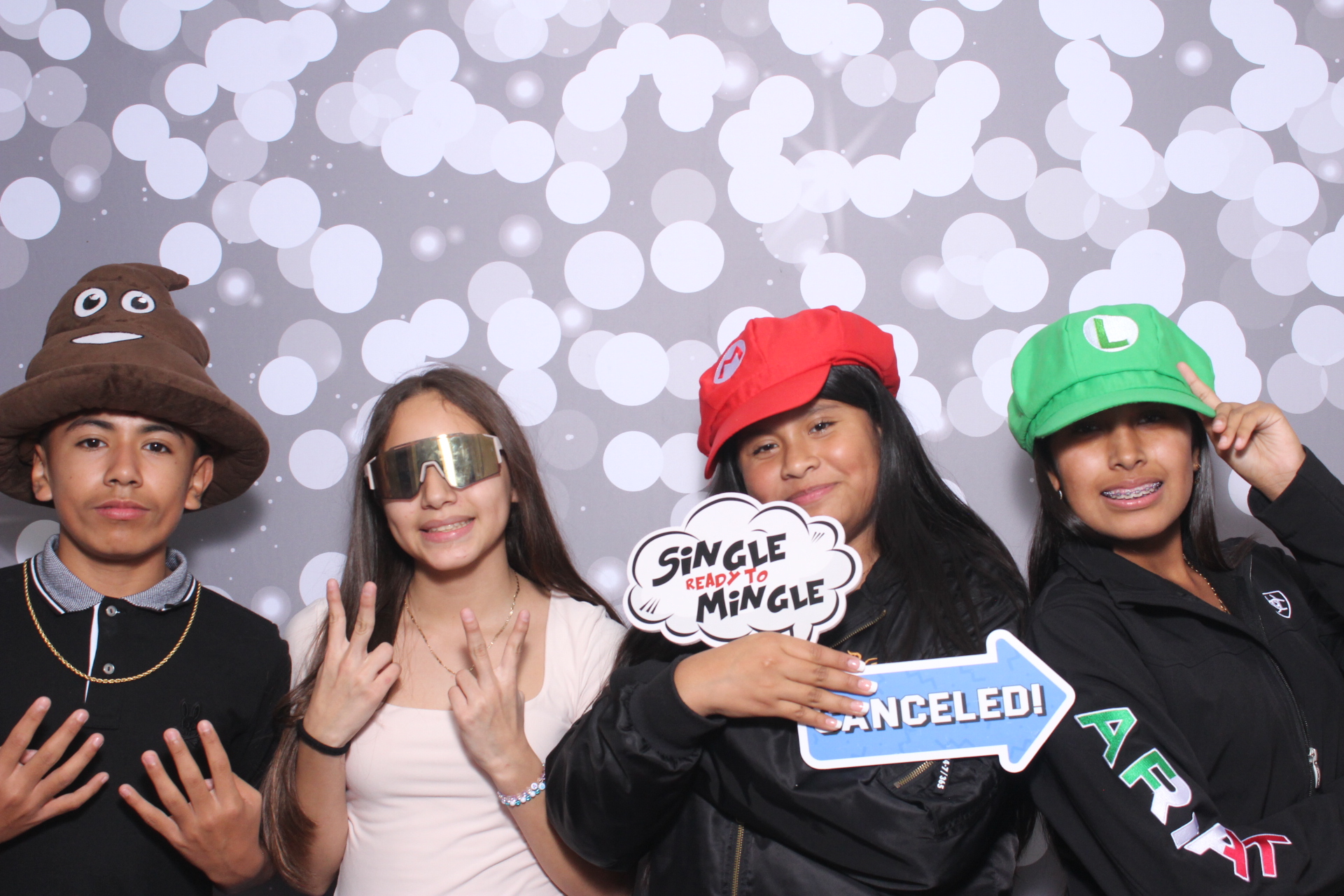 Jazmins Quince | View more photos from the event at gallery.photoboothcincy.com/u/PhotoBoothCincy/Jazmins-Quince