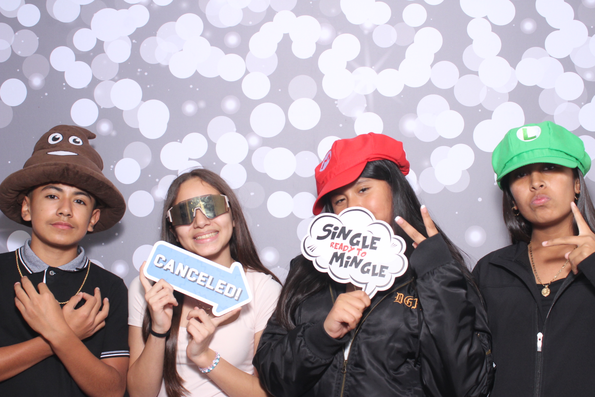 Jazmins Quince | View more photos from the event at gallery.photoboothcincy.com/u/PhotoBoothCincy/Jazmins-Quince