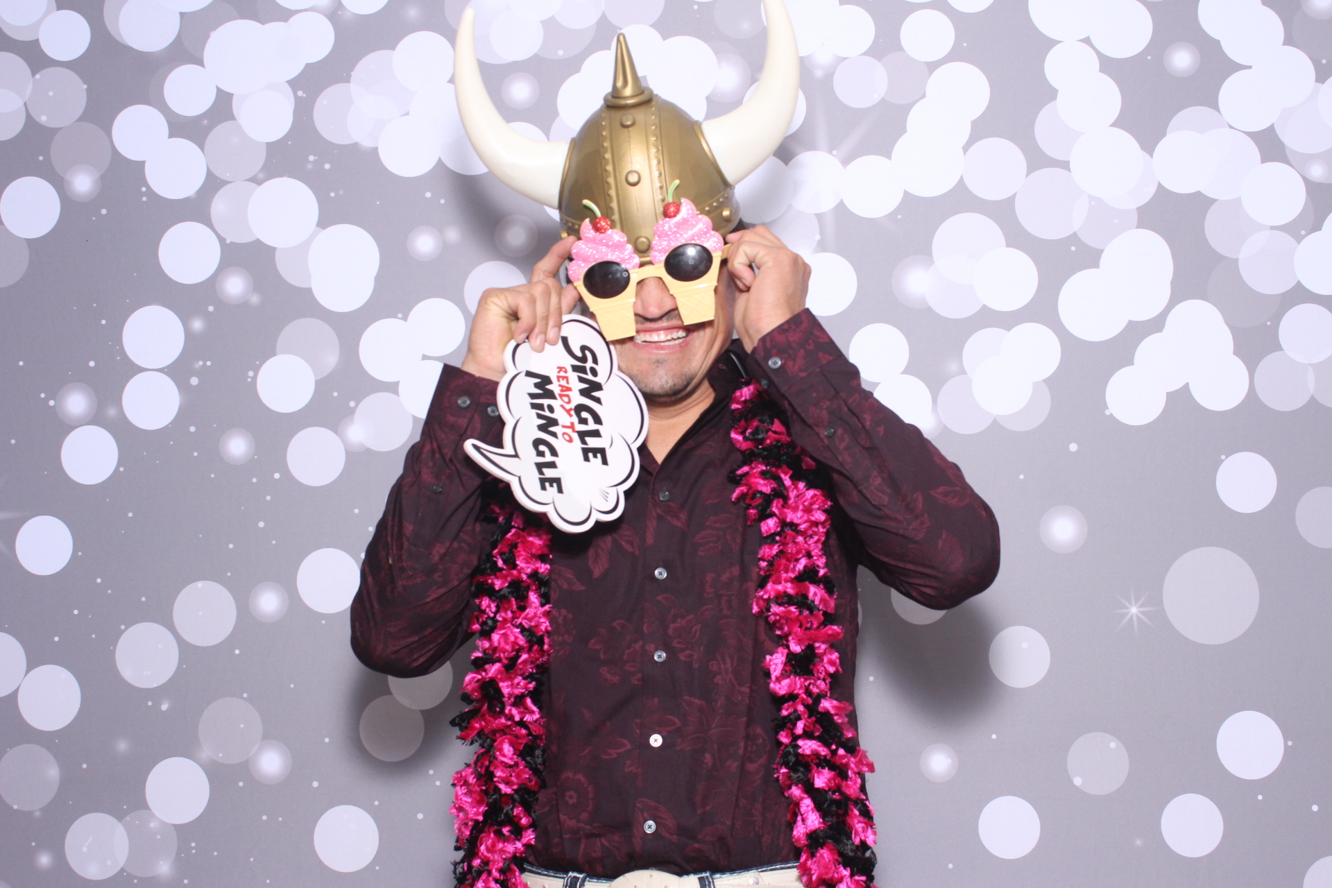 Jazmins Quince | View more photos from the event at gallery.photoboothcincy.com/u/PhotoBoothCincy/Jazmins-Quince