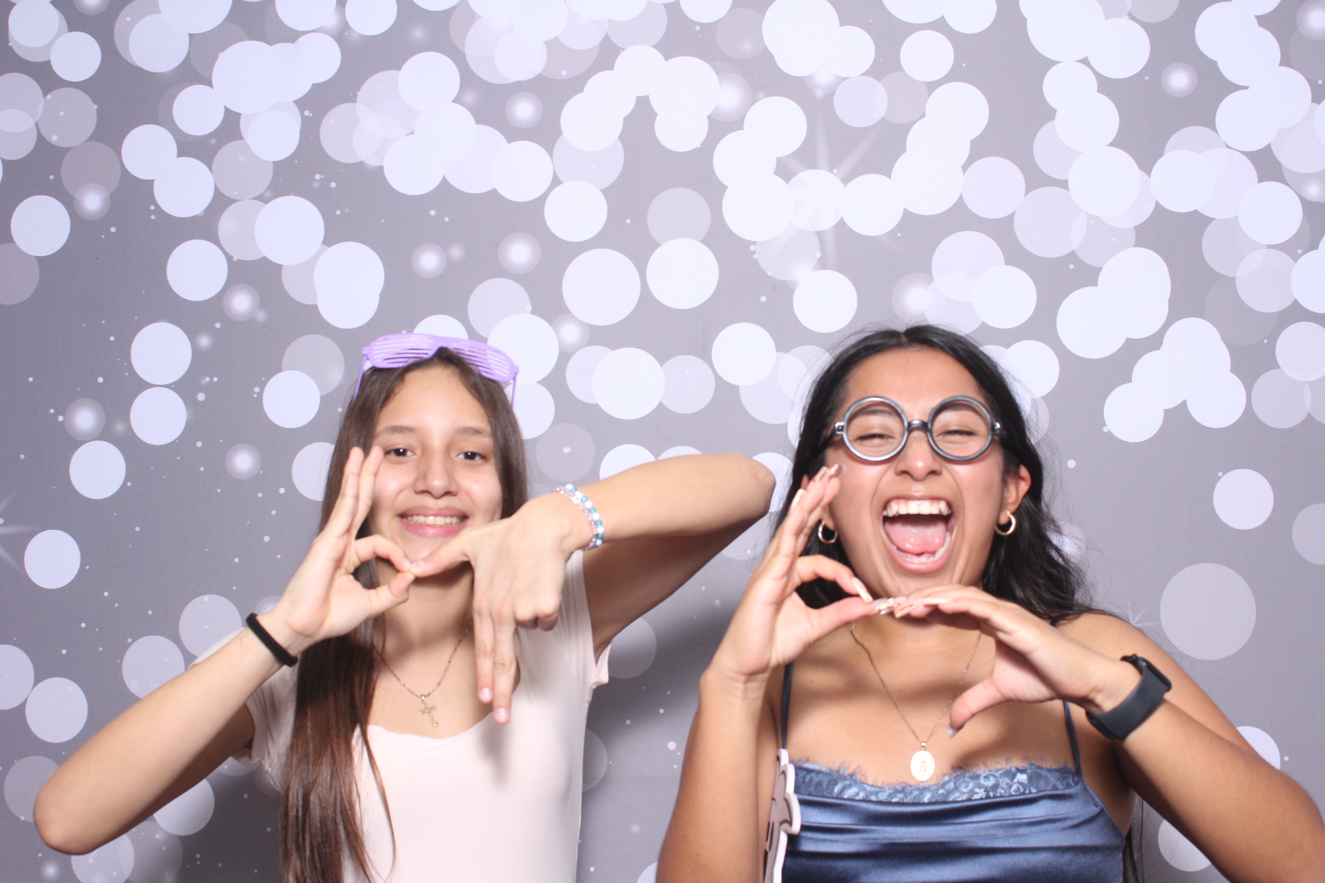 Jazmins Quince | View more photos from the event at gallery.photoboothcincy.com/u/PhotoBoothCincy/Jazmins-Quince