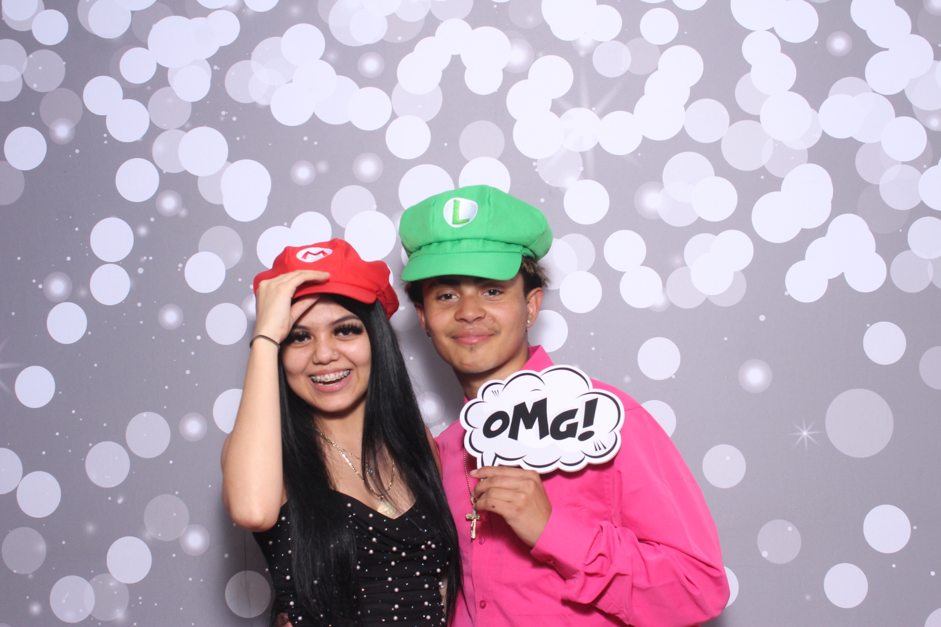 Jazmins Quince | View more photos from the event at gallery.photoboothcincy.com/u/PhotoBoothCincy/Jazmins-Quince
