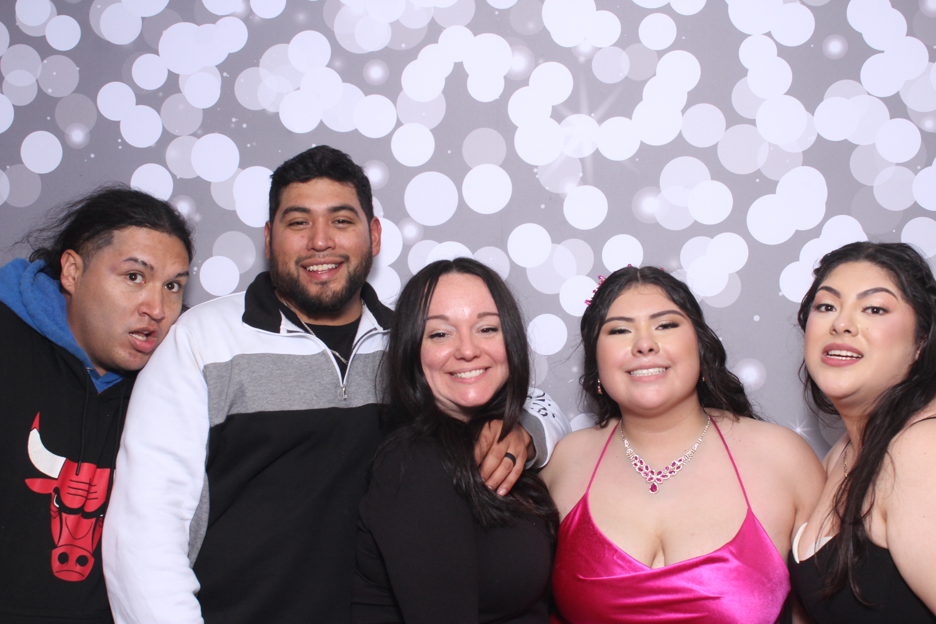 Jazmins Quince | View more photos from the event at gallery.photoboothcincy.com/u/PhotoBoothCincy/Jazmins-Quince