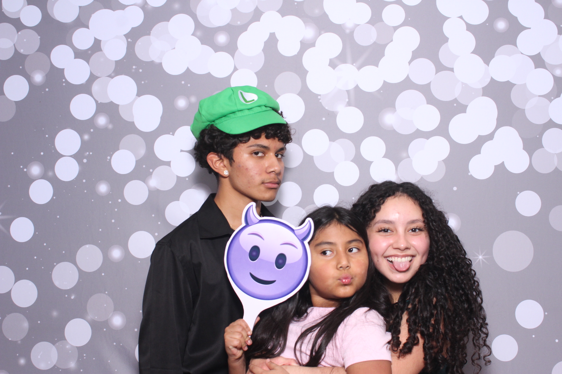 Jazmins Quince | View more photos from the event at gallery.photoboothcincy.com/u/PhotoBoothCincy/Jazmins-Quince