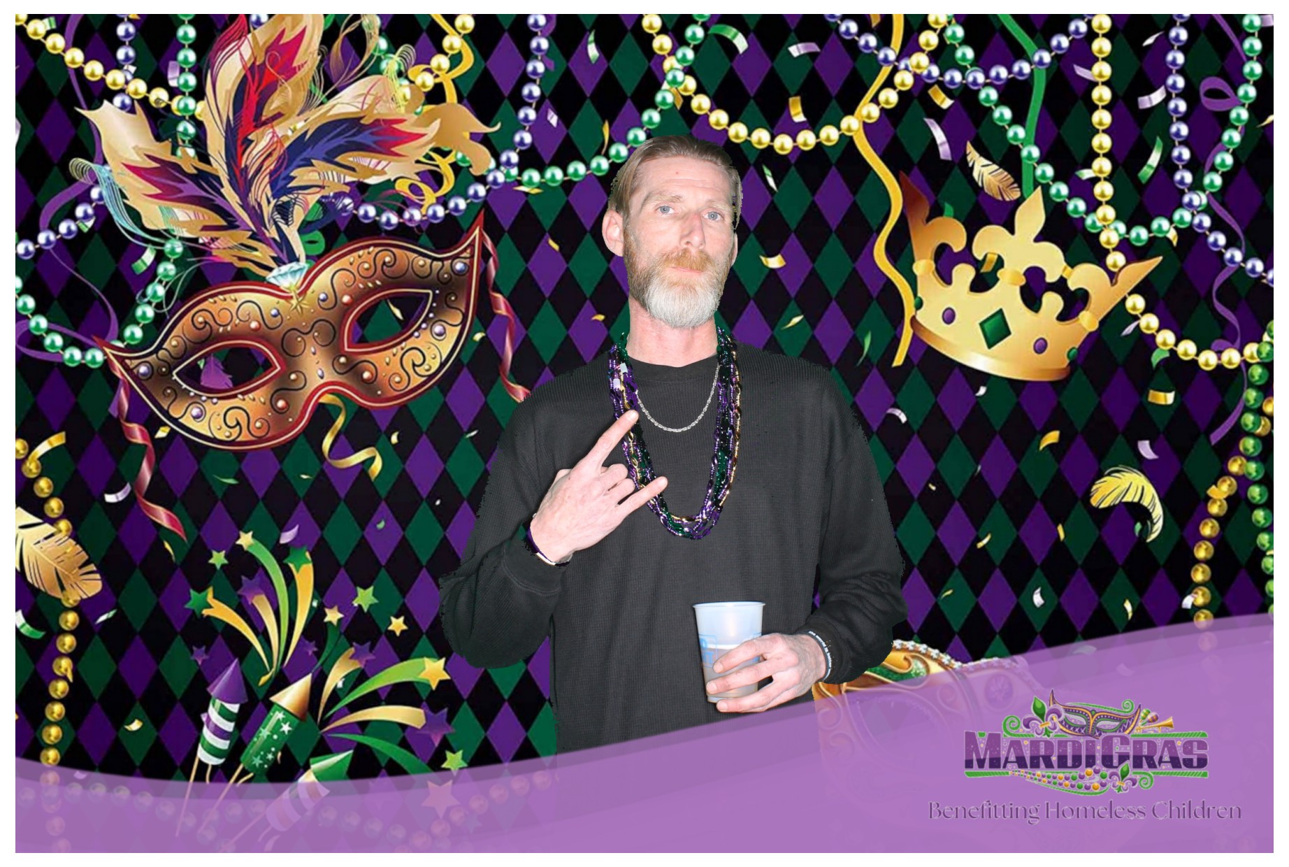 Jef Wyler Mardi Gras | View more photos from the event at gallery.photoboothcincy.com/u/PhotoBoothCincy/Jef-Wyler-Mardi-Gras