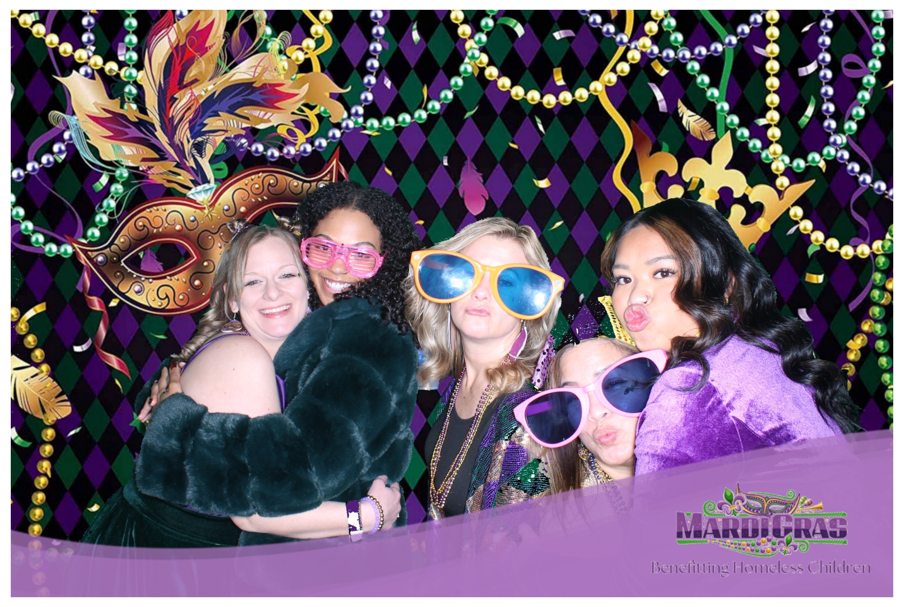 Jef Wyler Mardi Gras | View more photos from the event at gallery.photoboothcincy.com/u/PhotoBoothCincy/Jef-Wyler-Mardi-Gras