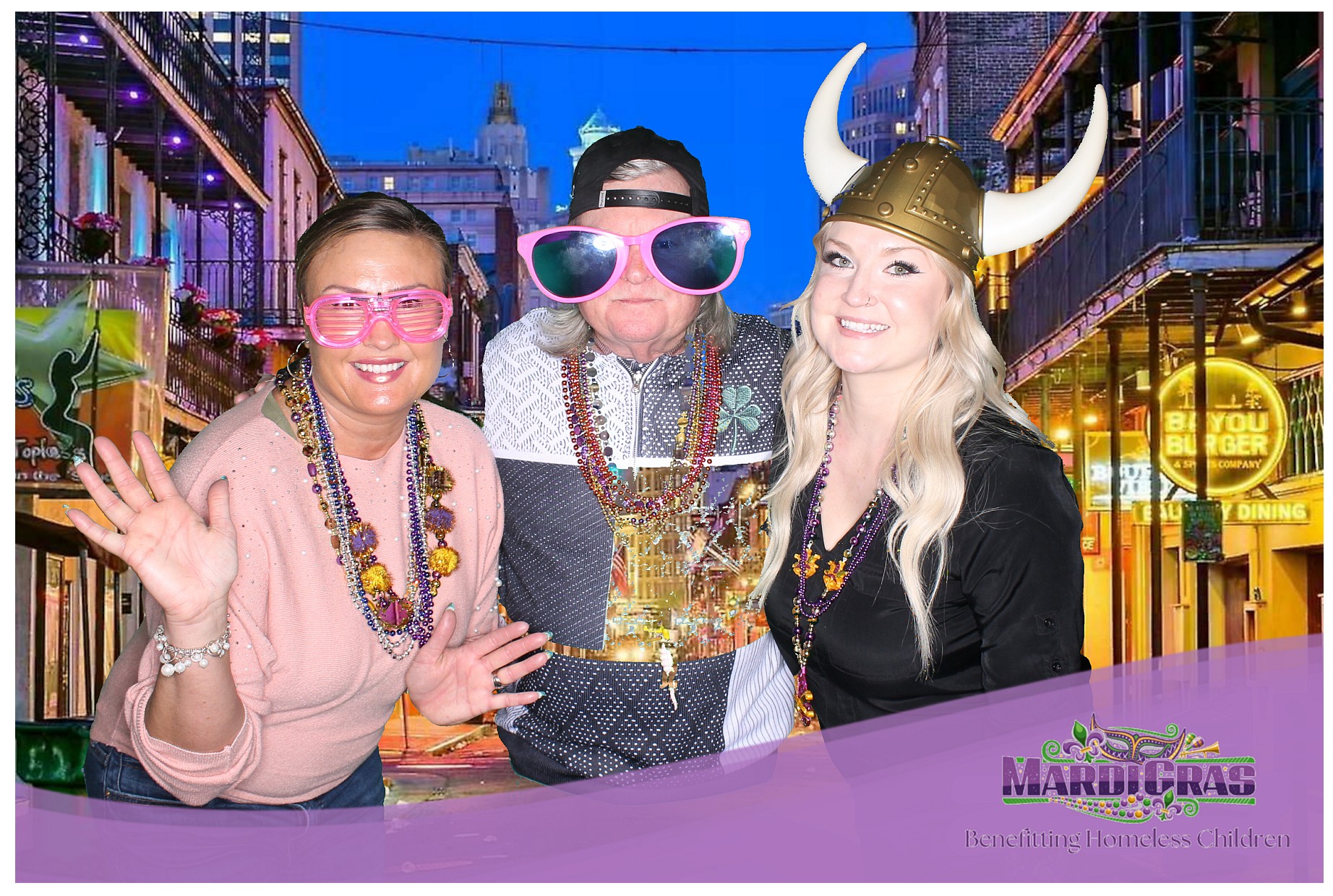Jef Wyler Mardi Gras | View more photos from the event at gallery.photoboothcincy.com/u/PhotoBoothCincy/Jef-Wyler-Mardi-Gras