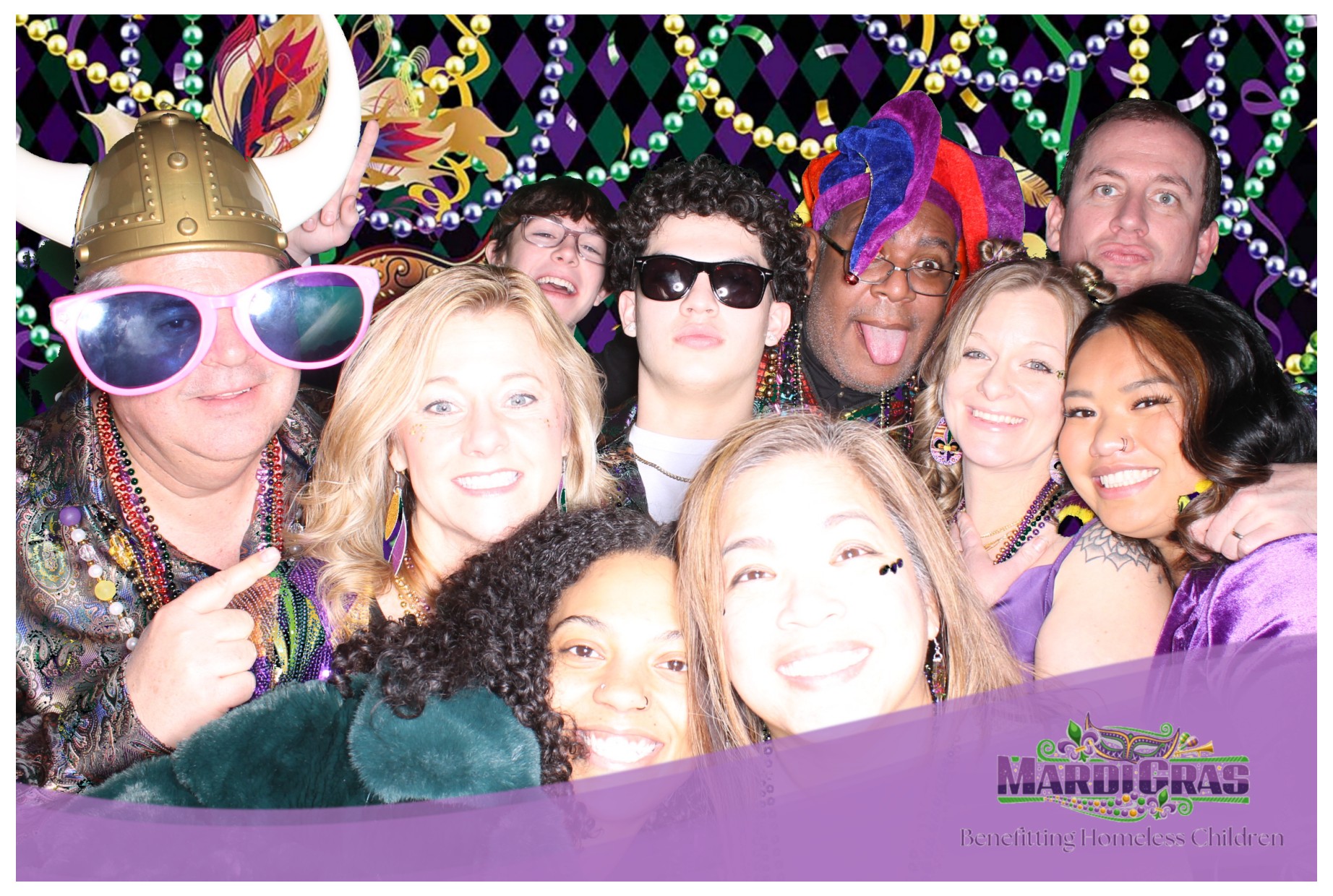 Jef Wyler Mardi Gras | View more photos from the event at gallery.photoboothcincy.com/u/PhotoBoothCincy/Jef-Wyler-Mardi-Gras