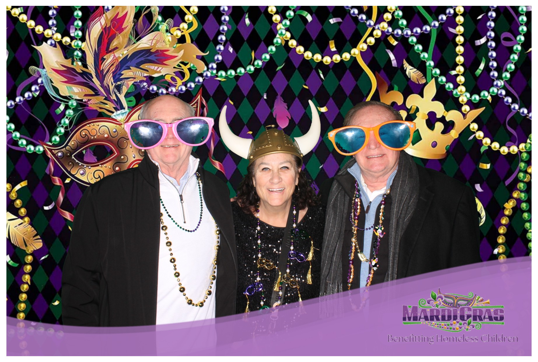Jef Wyler Mardi Gras | View more photos from the event at gallery.photoboothcincy.com/u/PhotoBoothCincy/Jef-Wyler-Mardi-Gras