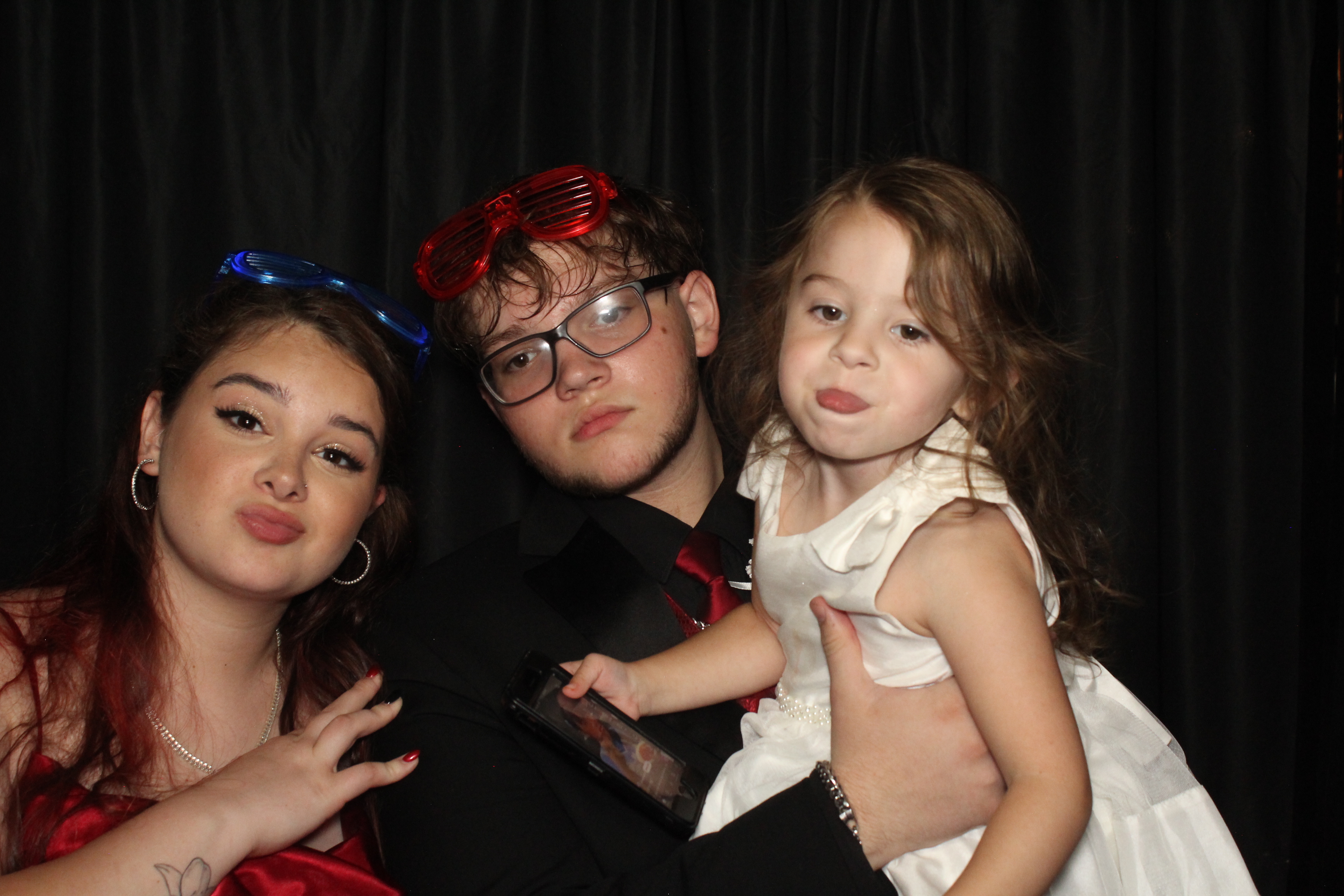 Jennifer & Nick | View more photos from the event at gallery.photoboothcincy.com/u/PhotoBoothCincy/Jennifer-Nick