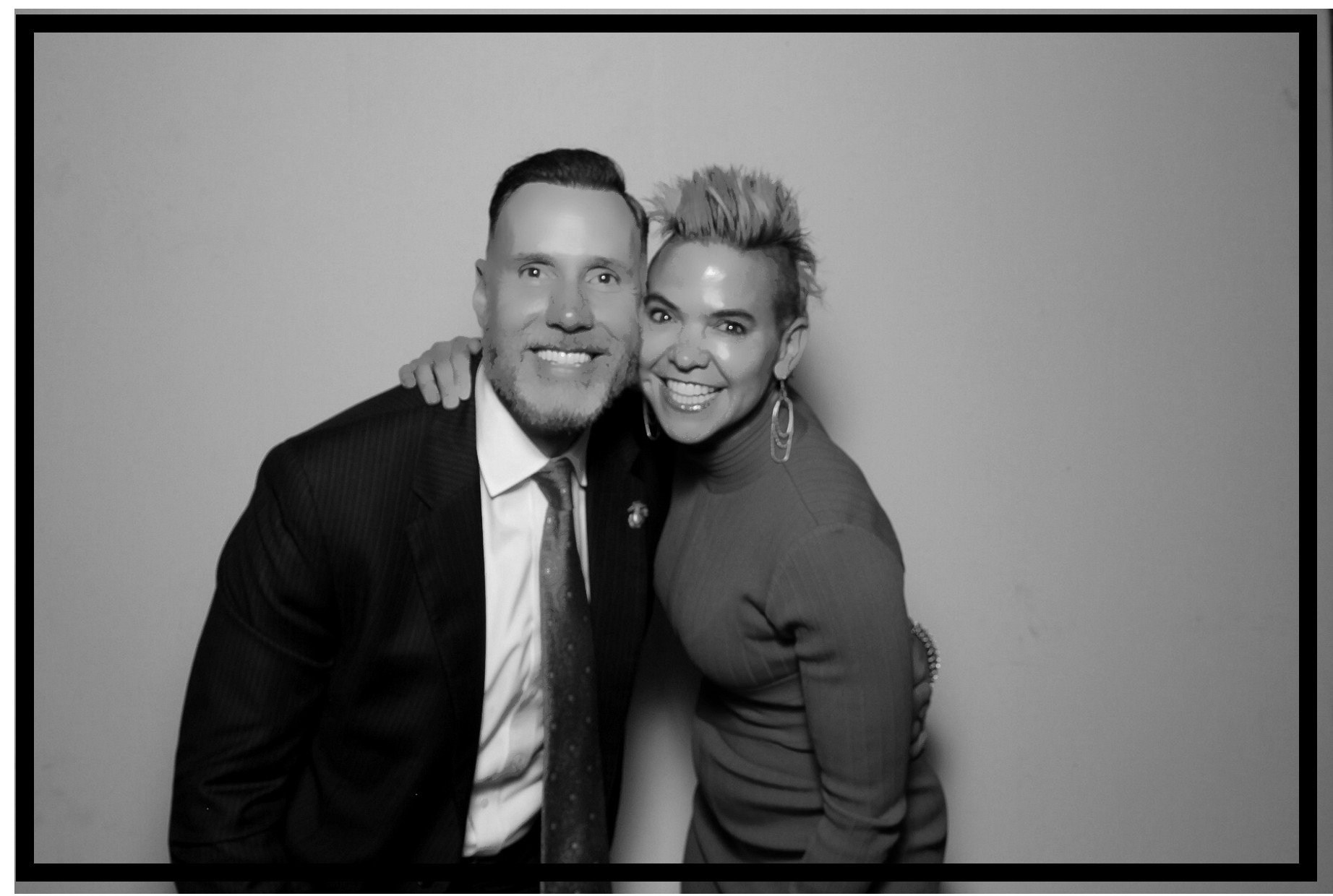 Jennifer & Teper | View more photos from the event at gallery.photoboothcincy.com/u/PhotoBoothCincy/Jennifer-Teper
