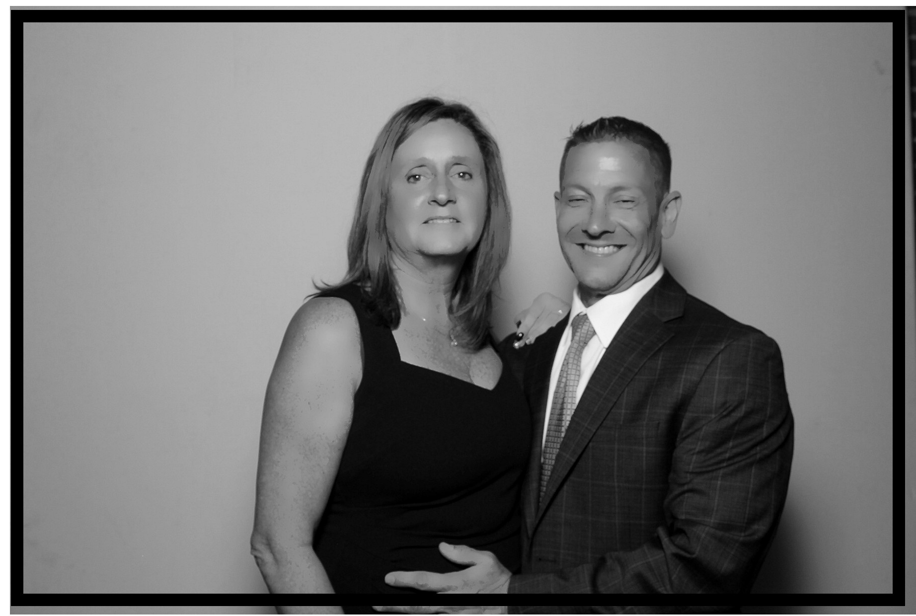 Jennifer & Teper | View more photos from the event at gallery.photoboothcincy.com/u/PhotoBoothCincy/Jennifer-Teper
