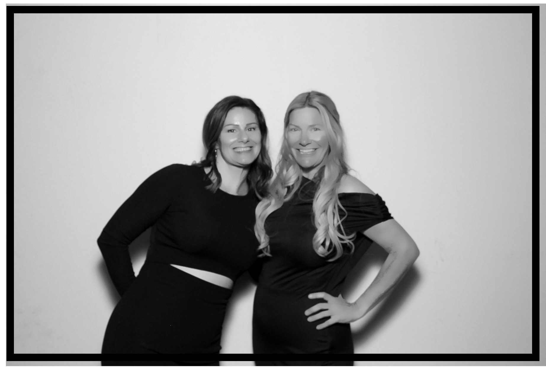 Jennifer & Teper | View more photos from the event at gallery.photoboothcincy.com/u/PhotoBoothCincy/Jennifer-Teper