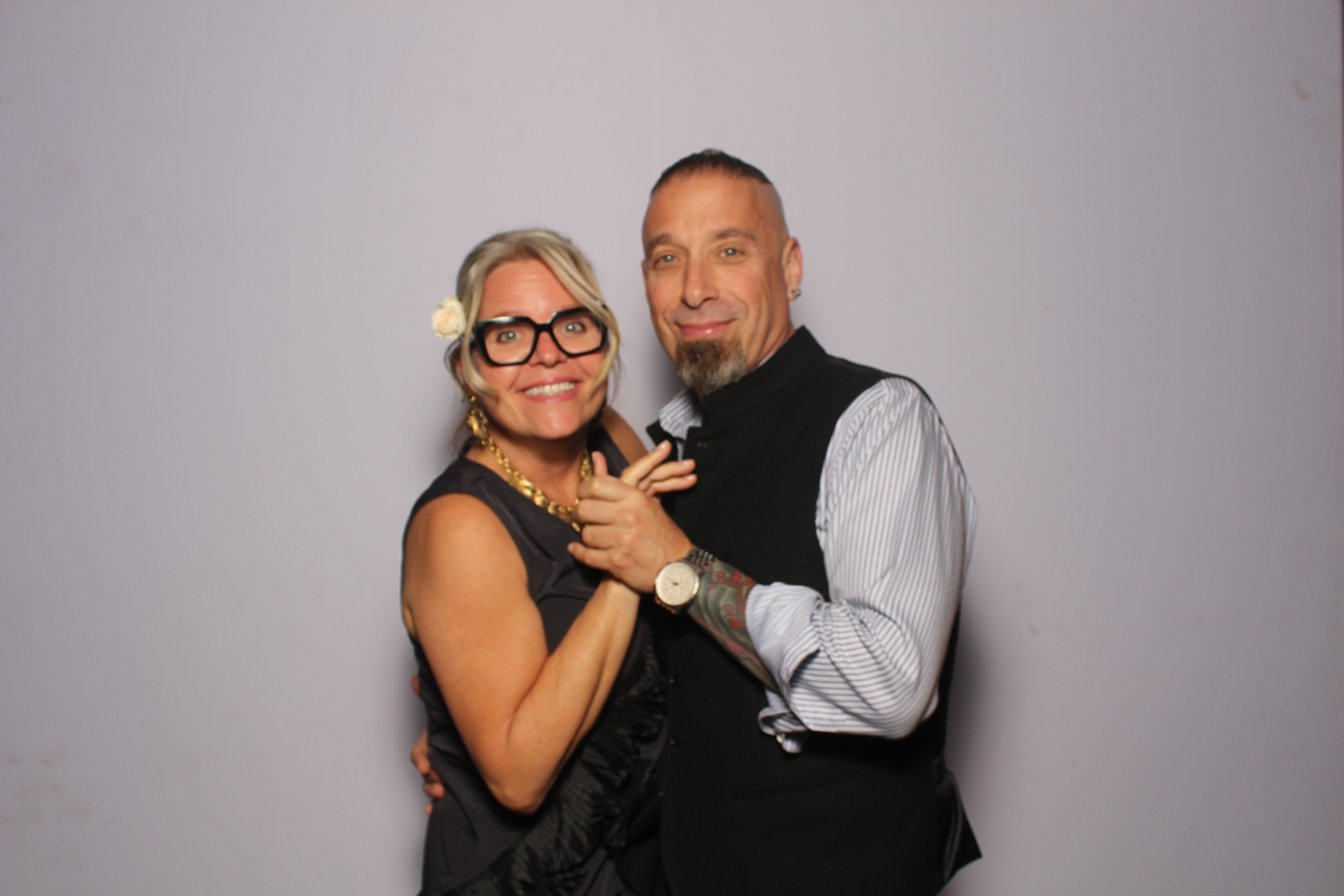 Jennifer & Teper | View more photos from the event at gallery.photoboothcincy.com/u/PhotoBoothCincy/Jennifer-Teper