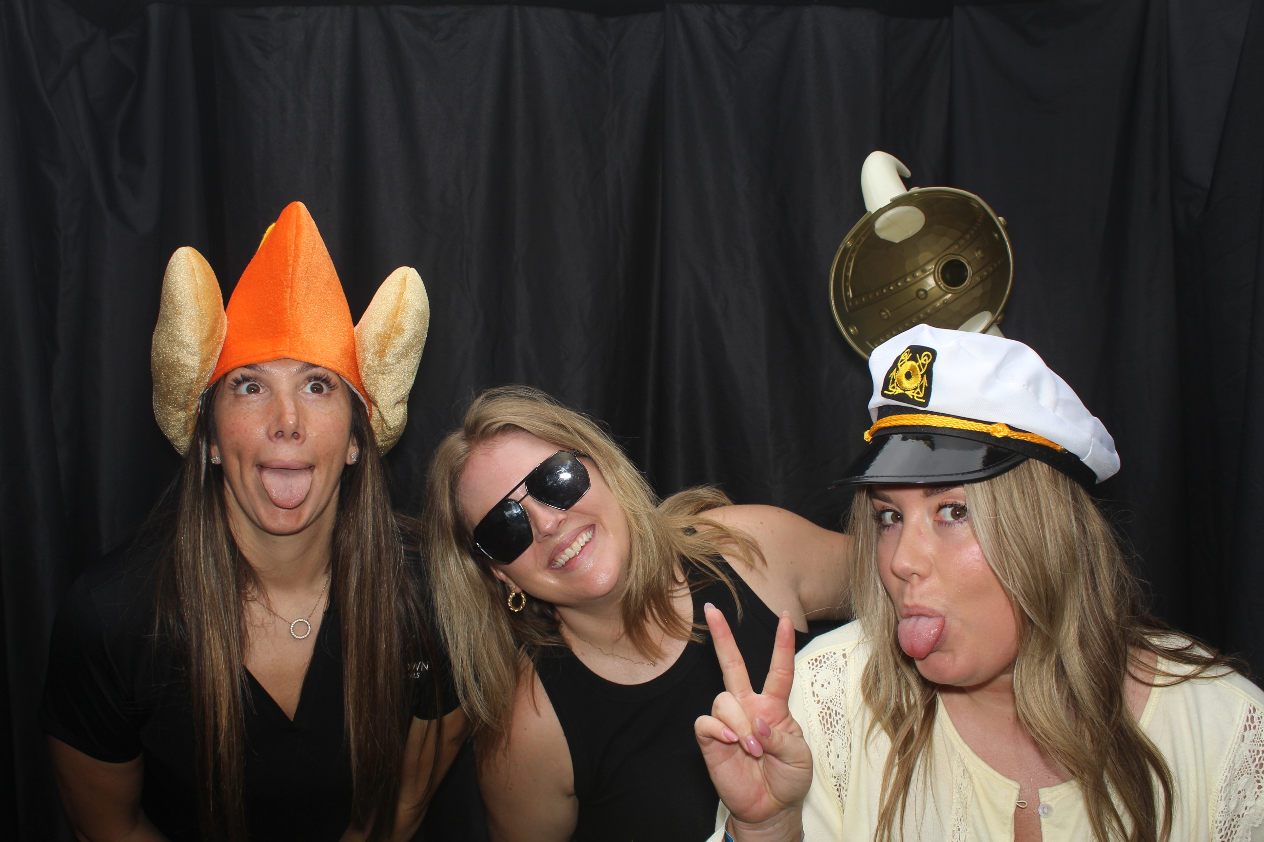 Jessica Bingham Event | View more photos from the event at gallery.photoboothcincy.com/u/PhotoBoothCincy/Jessica-Bingham-Event