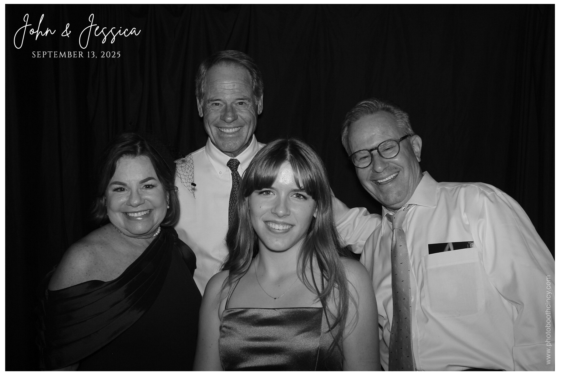 Jessica & John | View more photos from the event at gallery.photoboothcincy.com/u/PhotoBoothCincy/Jessica-John-0