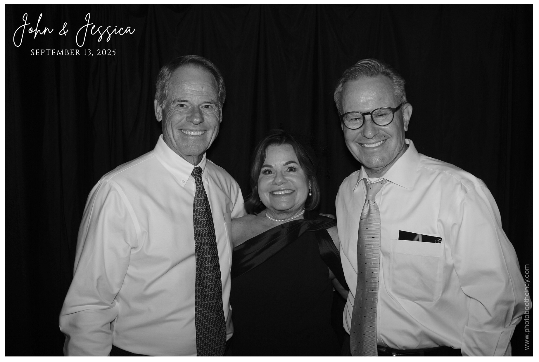 Jessica & John | View more photos from the event at gallery.photoboothcincy.com/u/PhotoBoothCincy/Jessica-John-0