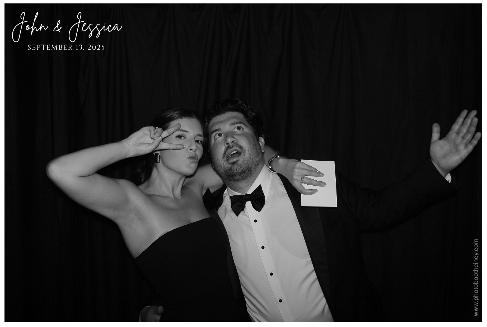 Jessica & John | View more photos from the event at gallery.photoboothcincy.com/u/PhotoBoothCincy/Jessica-John-0