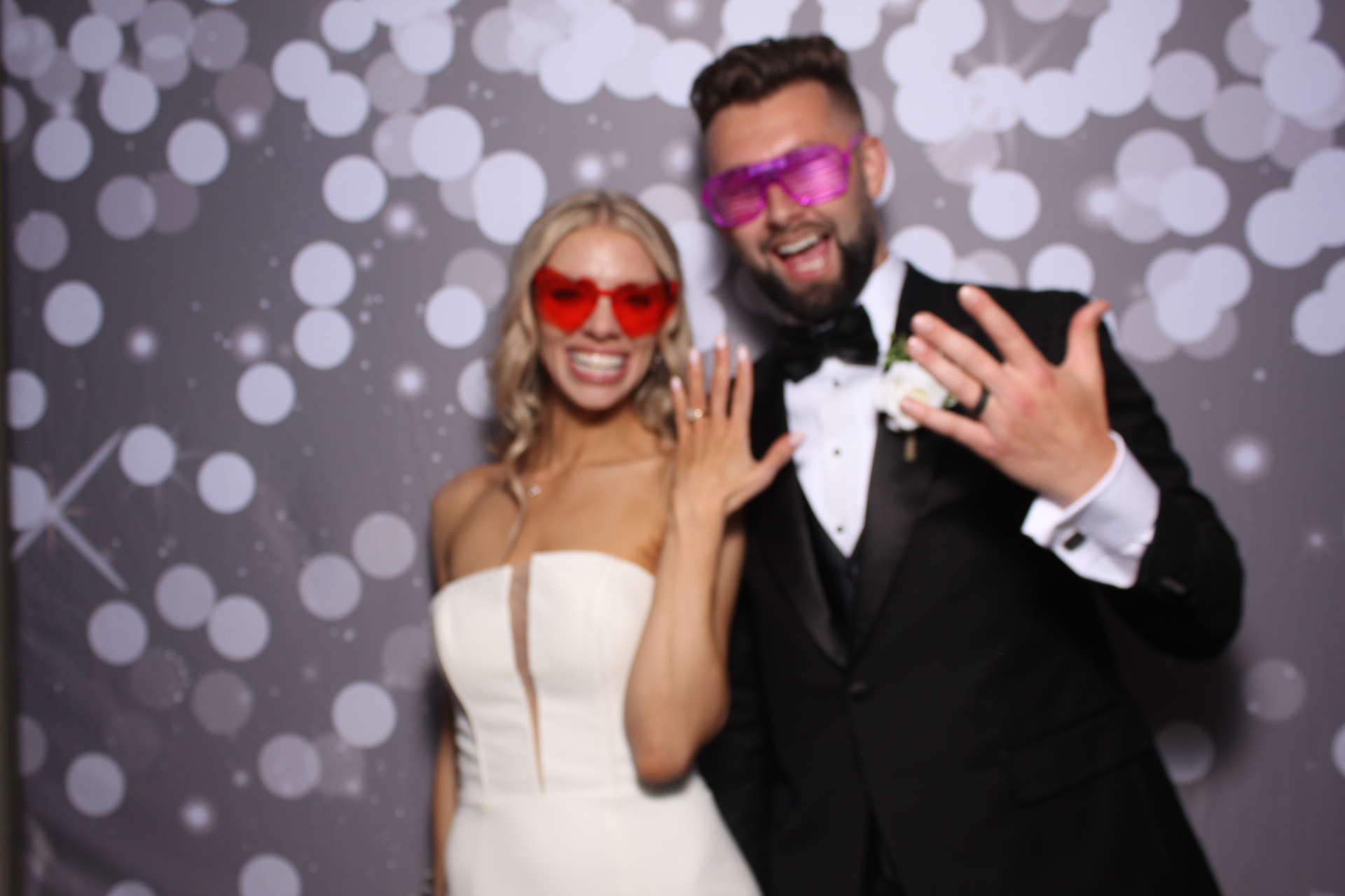 Jessika & Benjamin | View more photos from the event at gallery.photoboothcincy.com/u/PhotoBoothCincy/Jessika-Benjamin