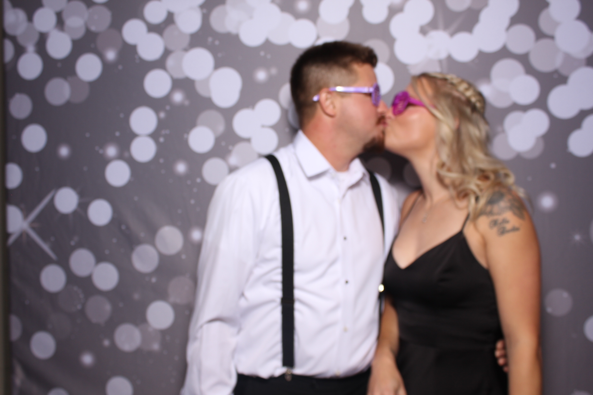 Jessika & Benjamin | View more photos from the event at gallery.photoboothcincy.com/u/PhotoBoothCincy/Jessika-Benjamin