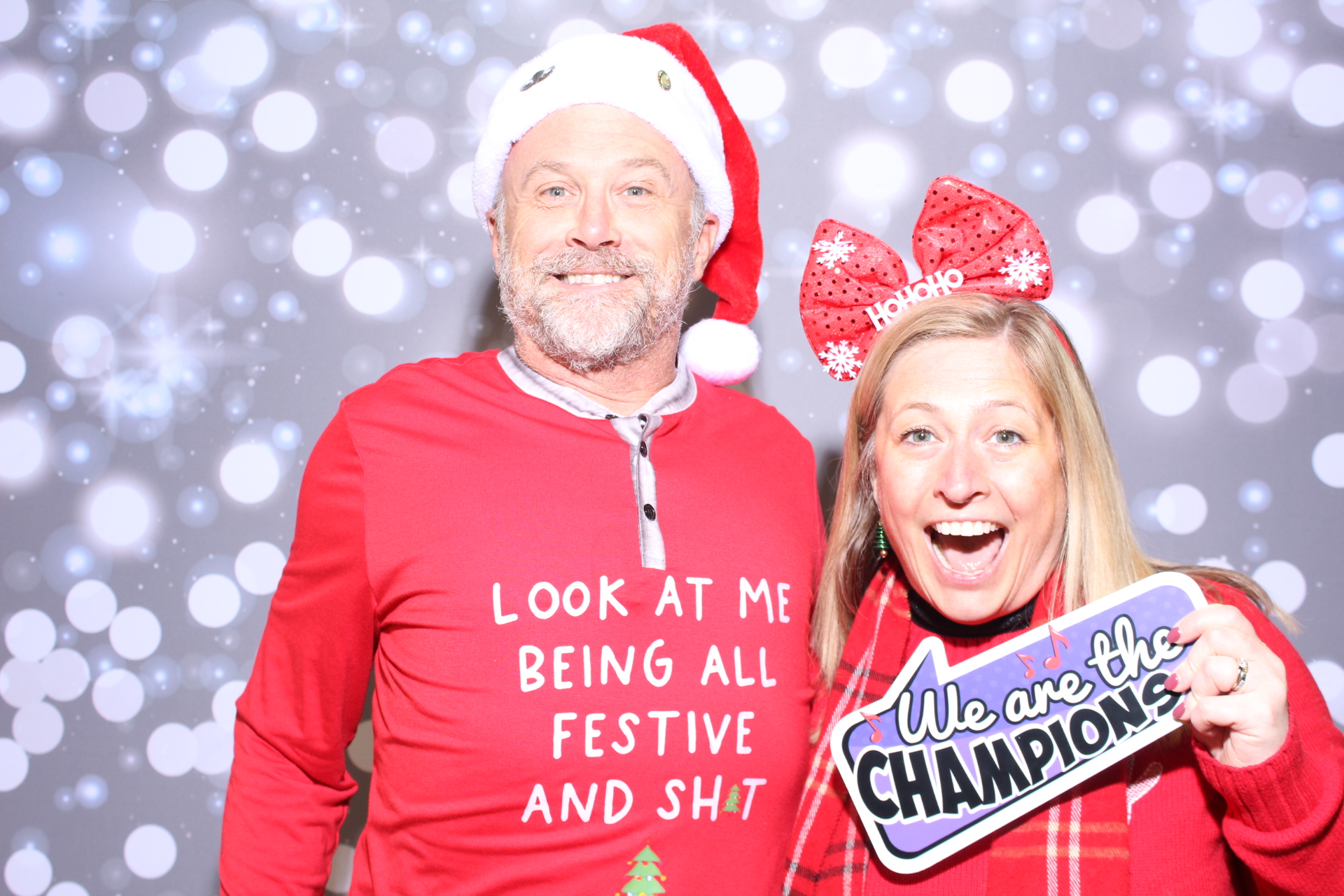 Jingle Fest 2025 | View more photos from the event at gallery.photoboothcincy.com/u/PhotoBoothCincy/Jingle-Fest-2025