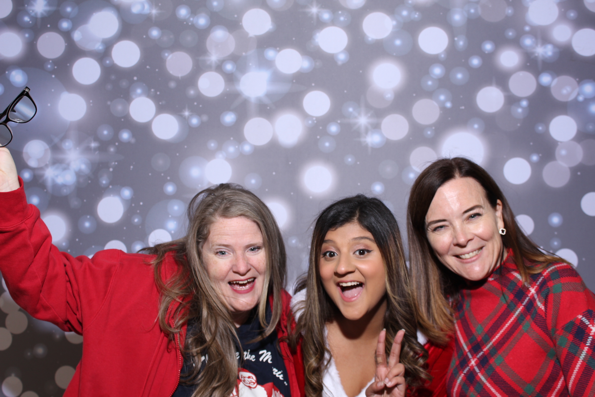 Jingle Fest 2025 | View more photos from the event at gallery.photoboothcincy.com/u/PhotoBoothCincy/Jingle-Fest-2025