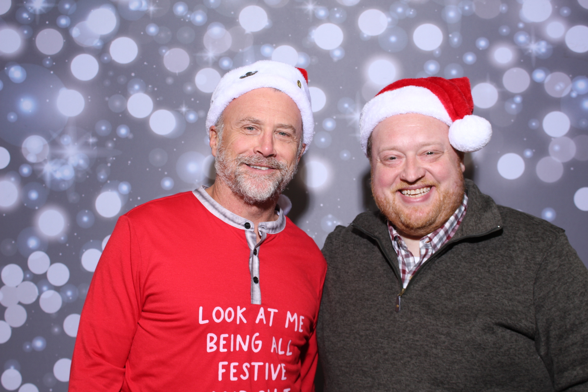 Jingle Fest 2025 | View more photos from the event at gallery.photoboothcincy.com/u/PhotoBoothCincy/Jingle-Fest-2025