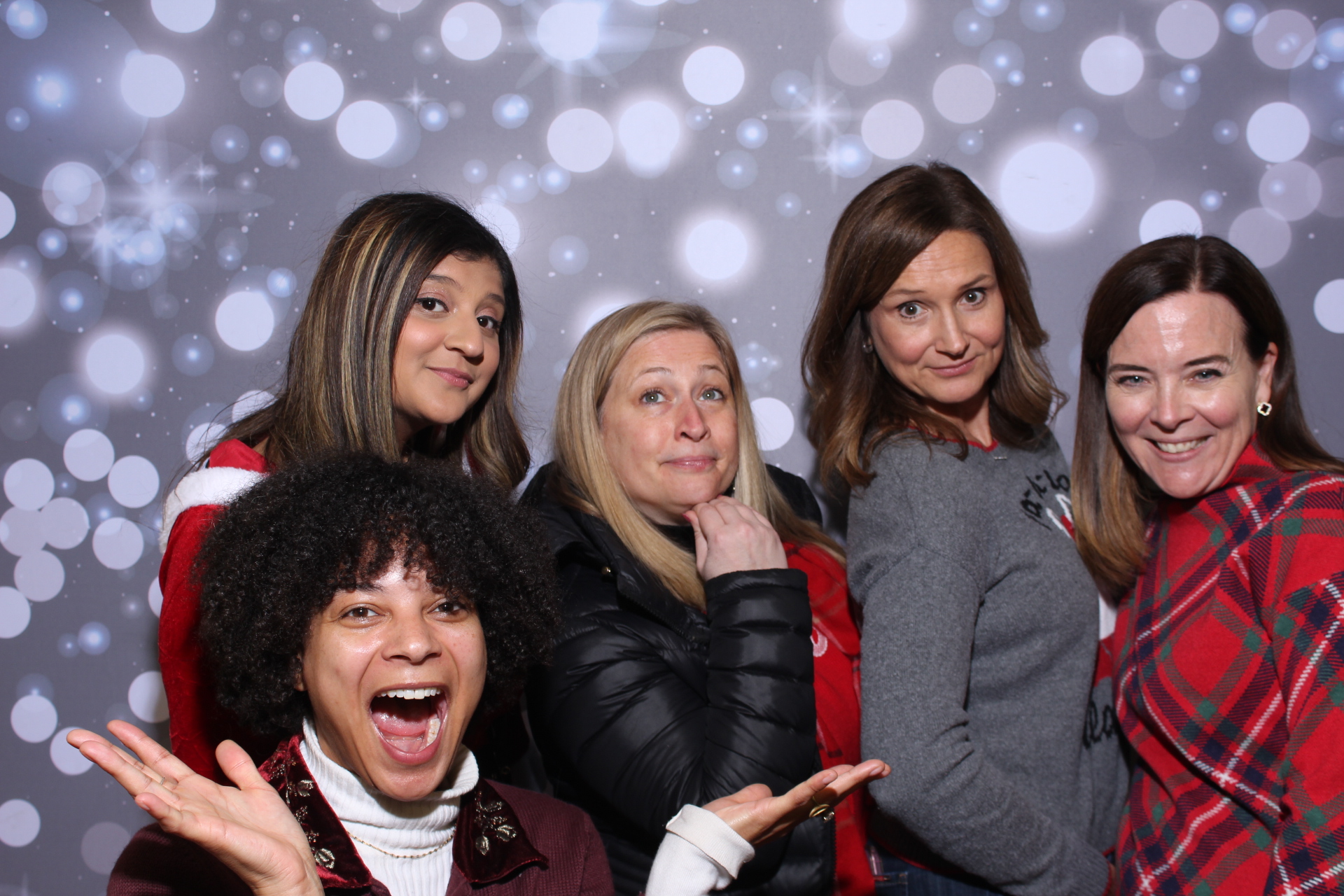 Jingle Fest 2025 | View more photos from the event at gallery.photoboothcincy.com/u/PhotoBoothCincy/Jingle-Fest-2025
