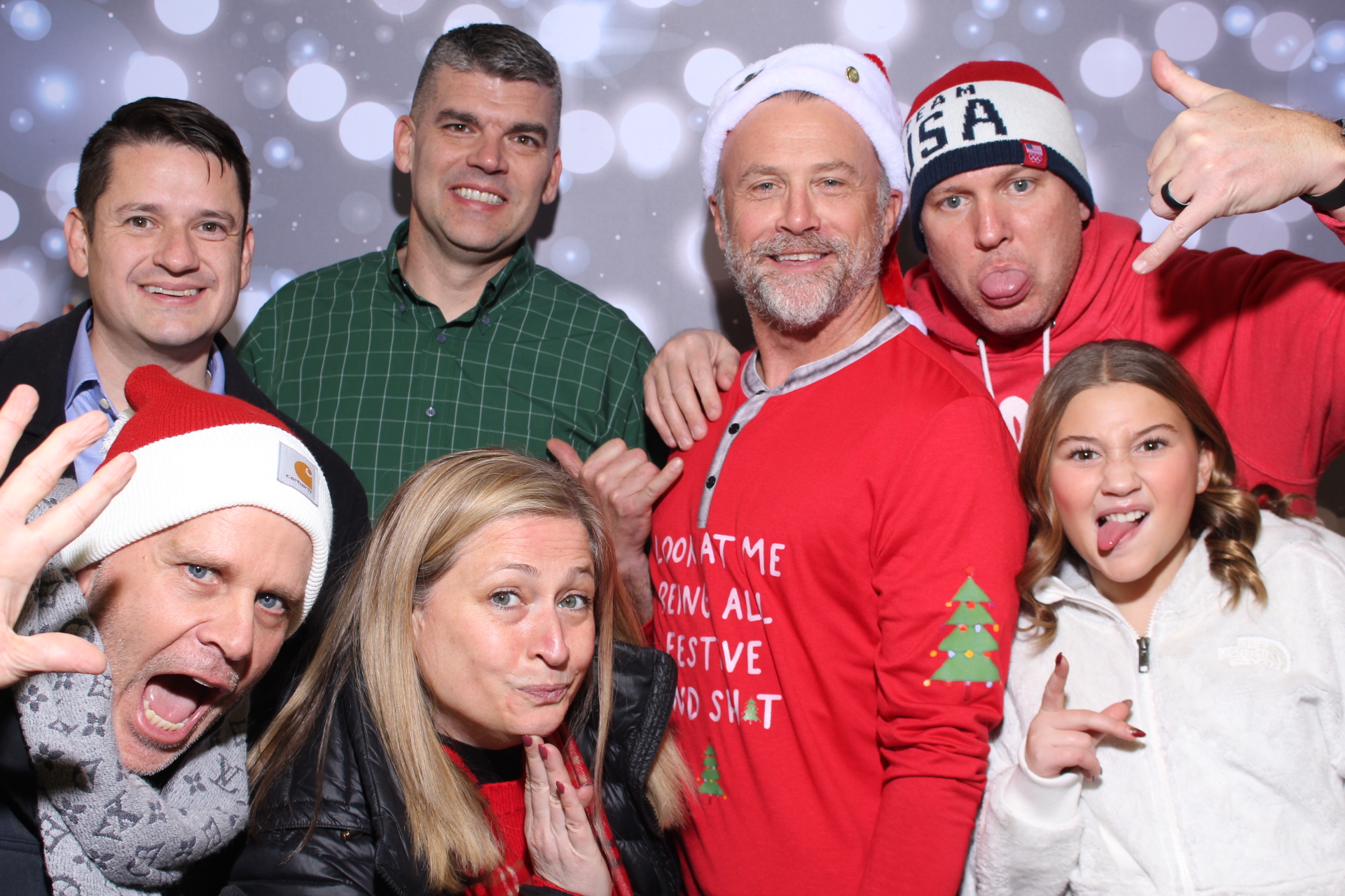 Jingle Fest 2025 | View more photos from the event at gallery.photoboothcincy.com/u/PhotoBoothCincy/Jingle-Fest-2025