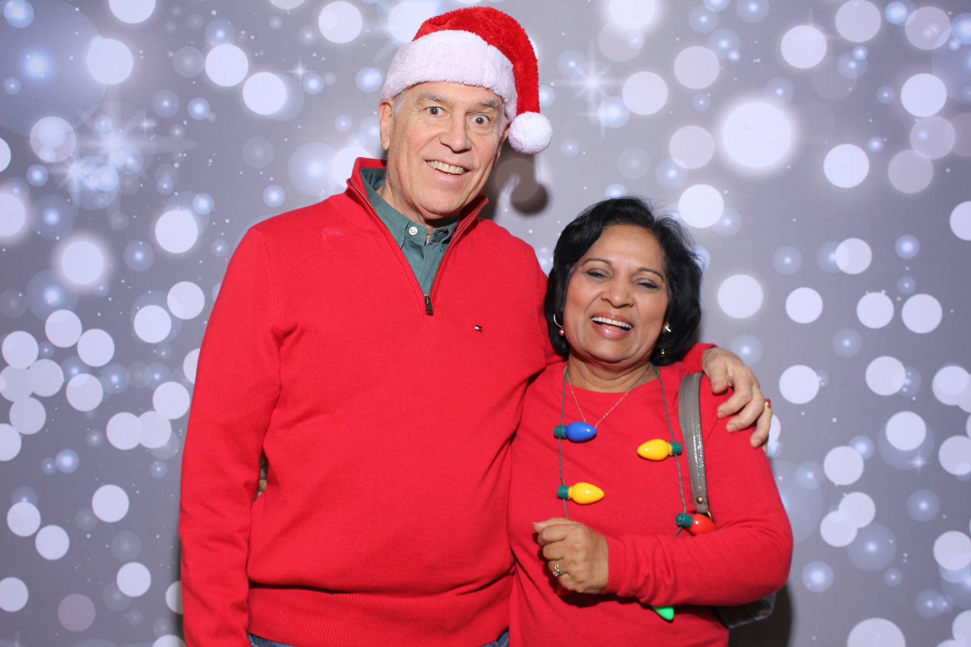 Jingle Fest 2025 | View more photos from the event at gallery.photoboothcincy.com/u/PhotoBoothCincy/Jingle-Fest-2025