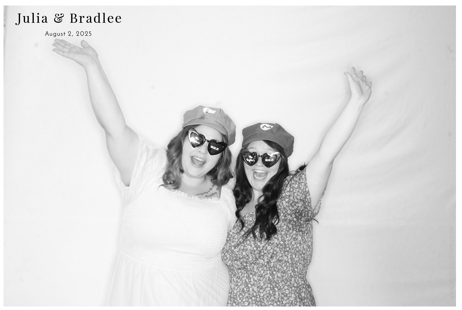 Julia & Bradlee | View more photos from the event at gallery.photoboothcincy.com/u/PhotoBoothCincy/Julia-Bradlee