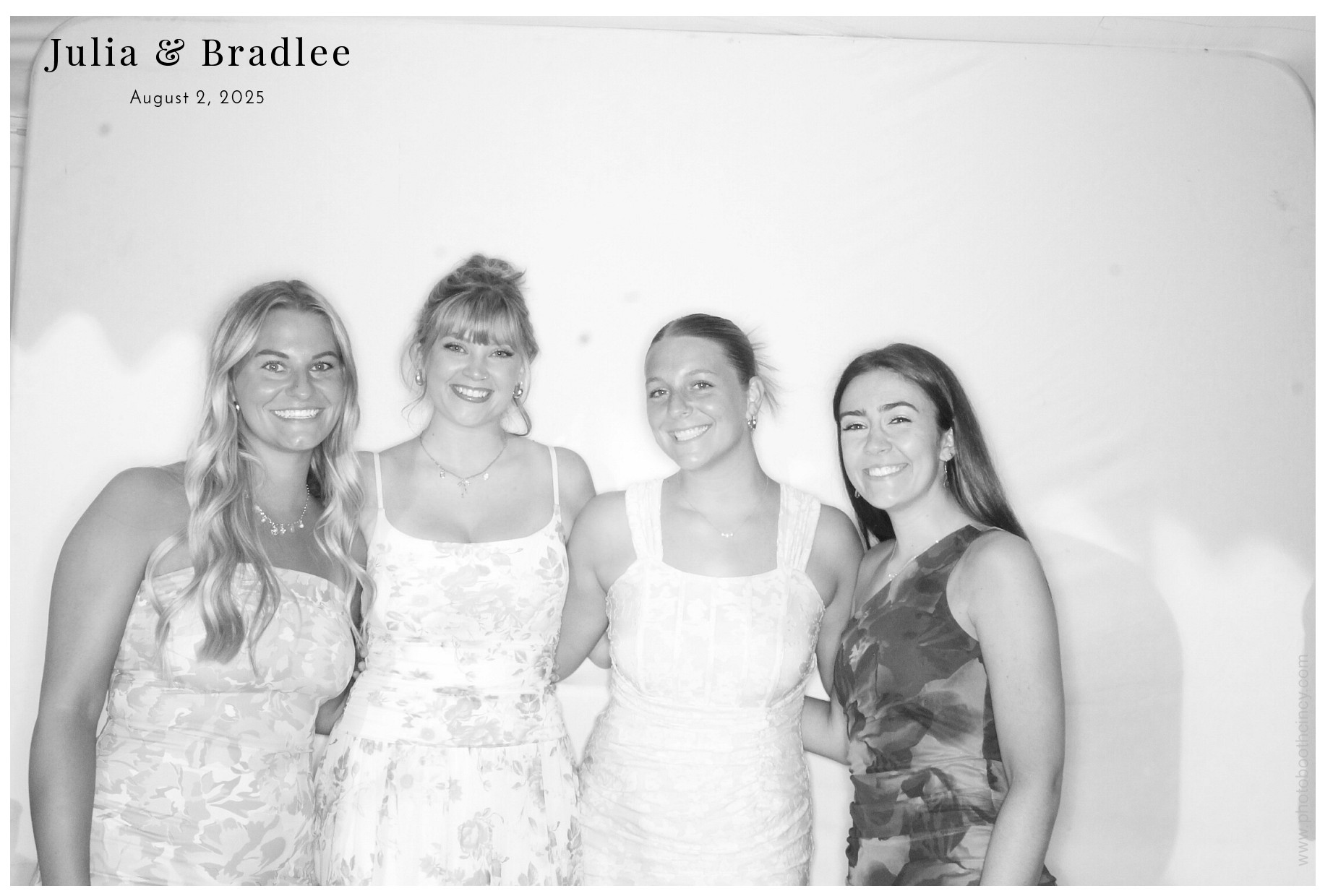 Julia & Bradlee | View more photos from the event at gallery.photoboothcincy.com/u/PhotoBoothCincy/Julia-Bradlee