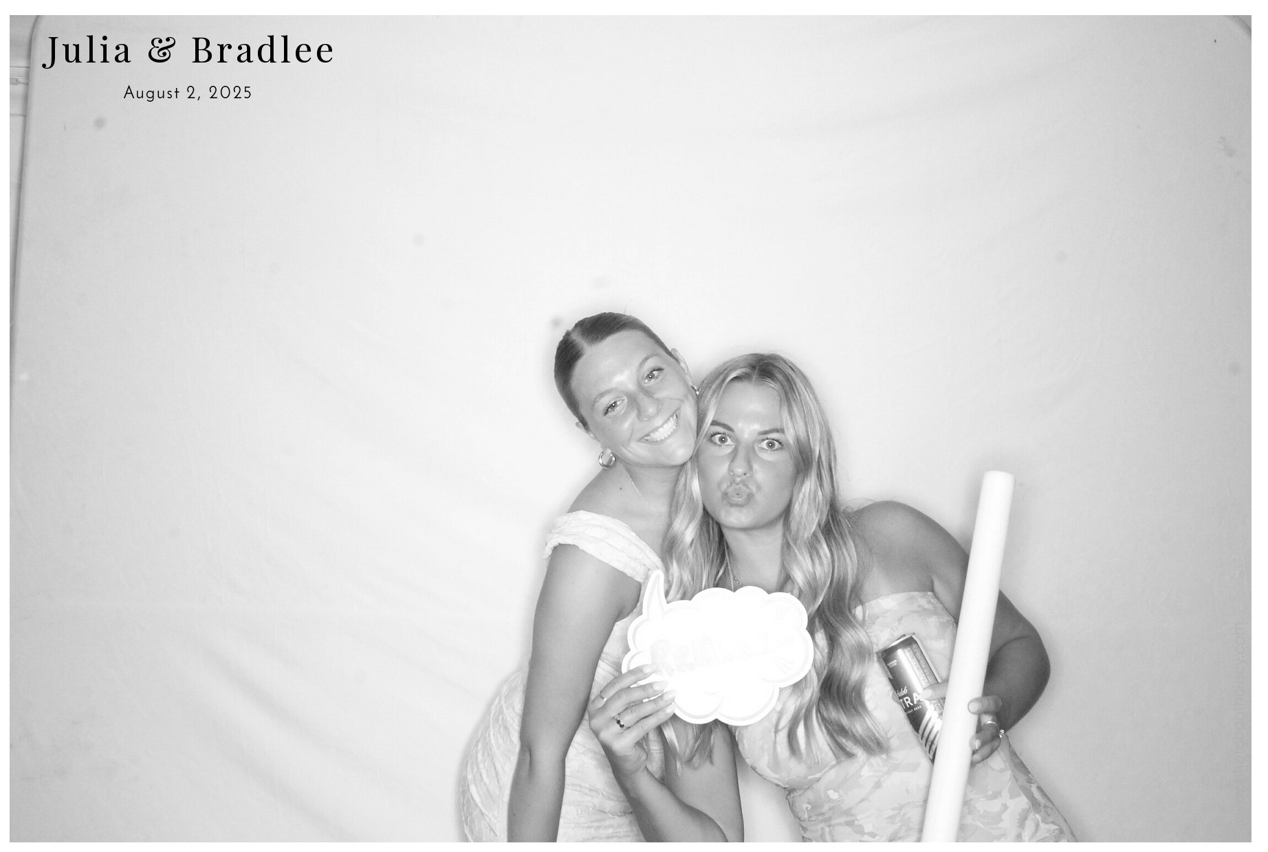 Julia & Bradlee | View more photos from the event at gallery.photoboothcincy.com/u/PhotoBoothCincy/Julia-Bradlee