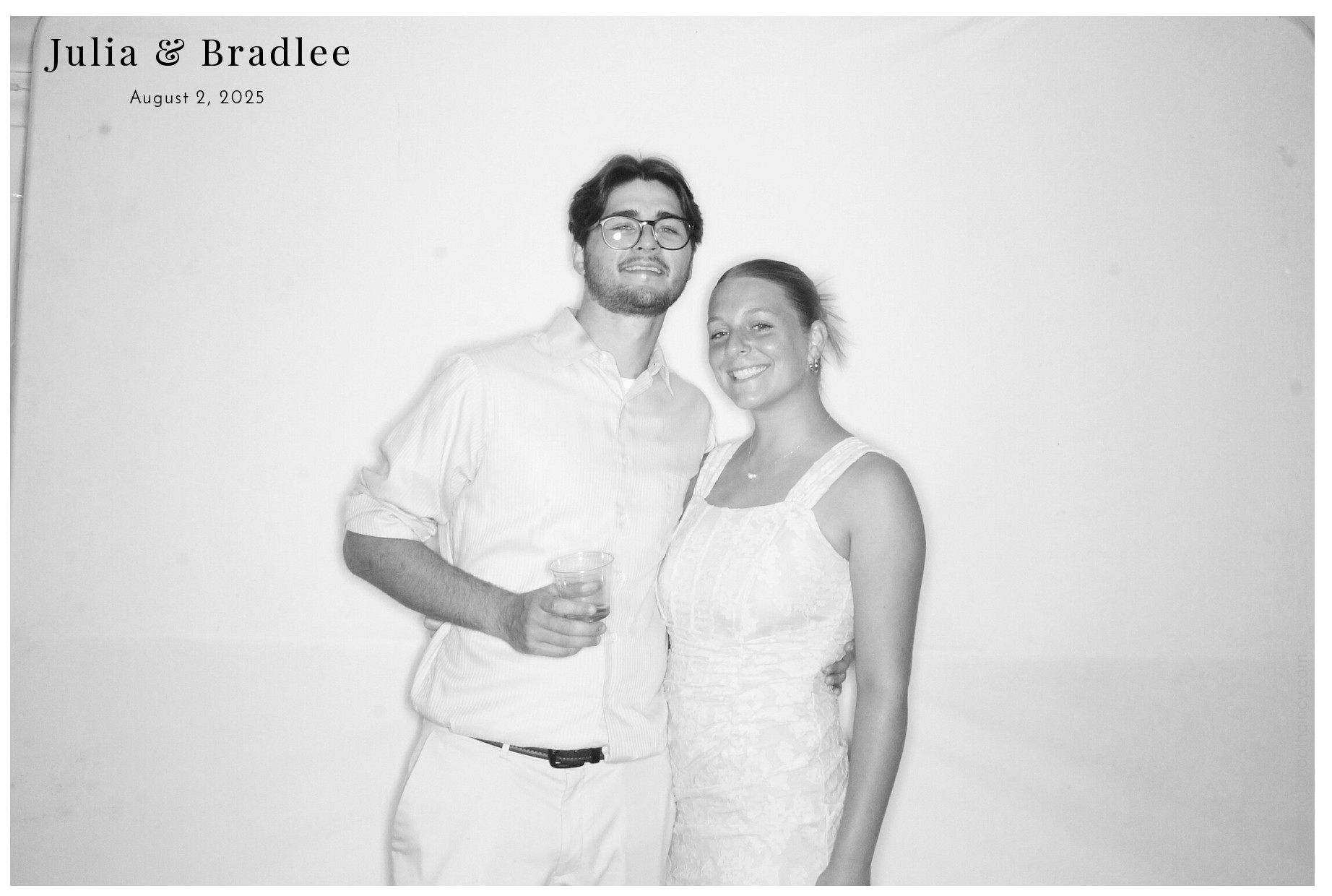 Julia & Bradlee | View more photos from the event at gallery.photoboothcincy.com/u/PhotoBoothCincy/Julia-Bradlee